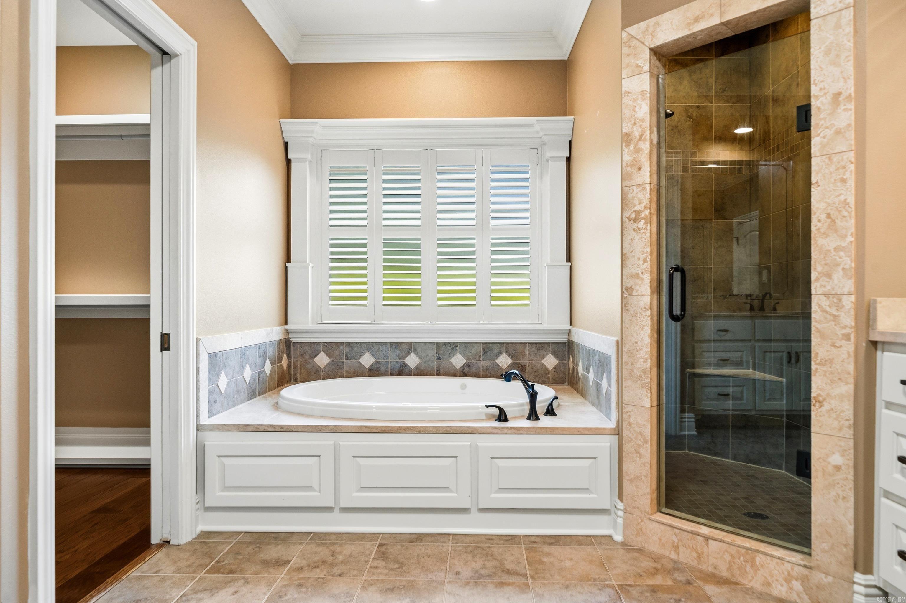 Red Oak Ridge - Residential