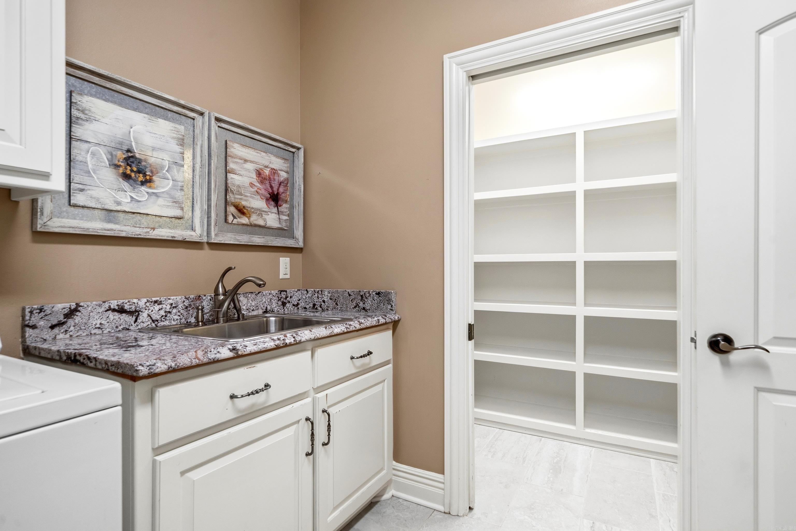 Red Oak Ridge - Residential