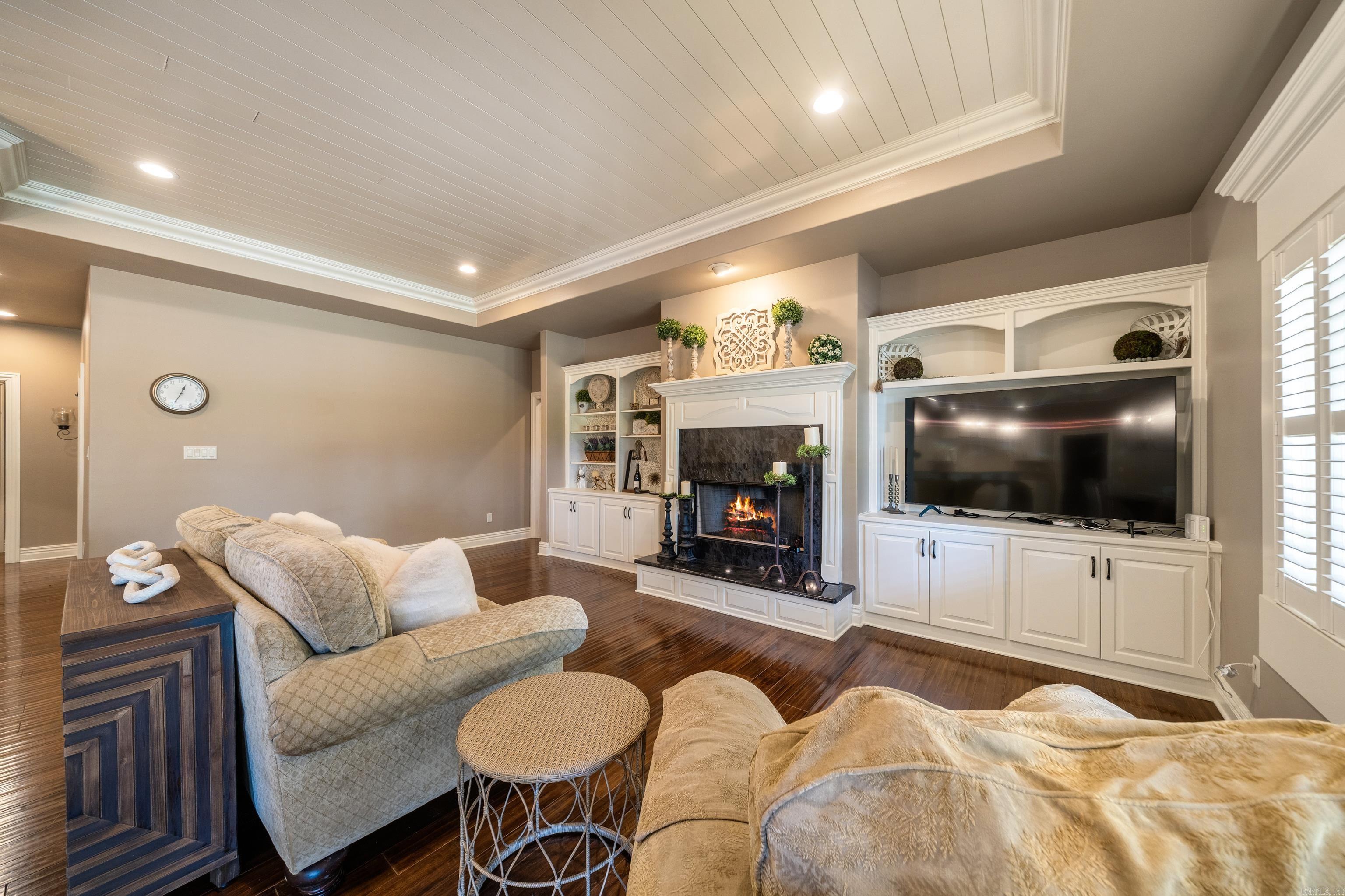 Red Oak Ridge - Residential