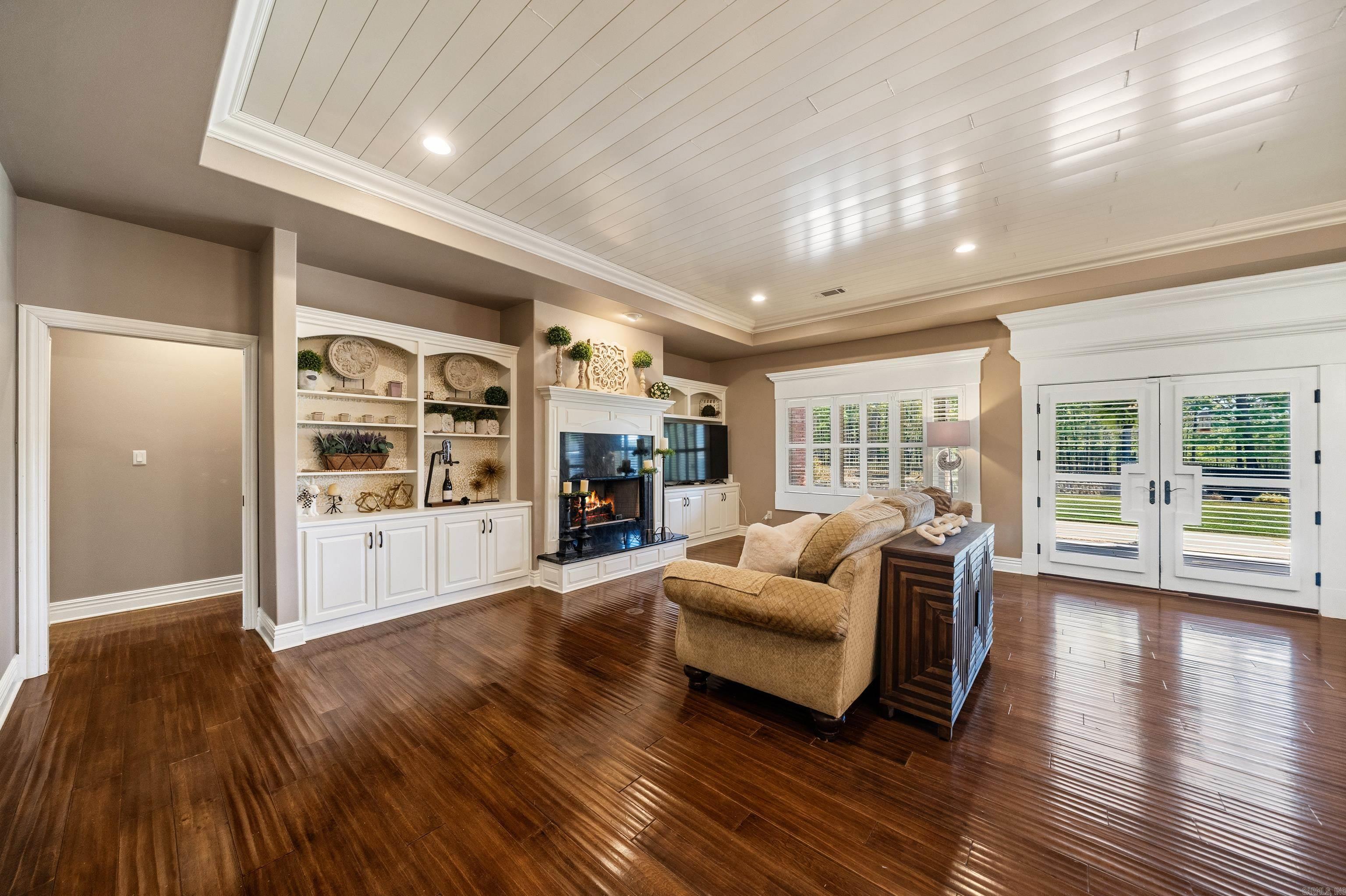 Red Oak Ridge - Residential