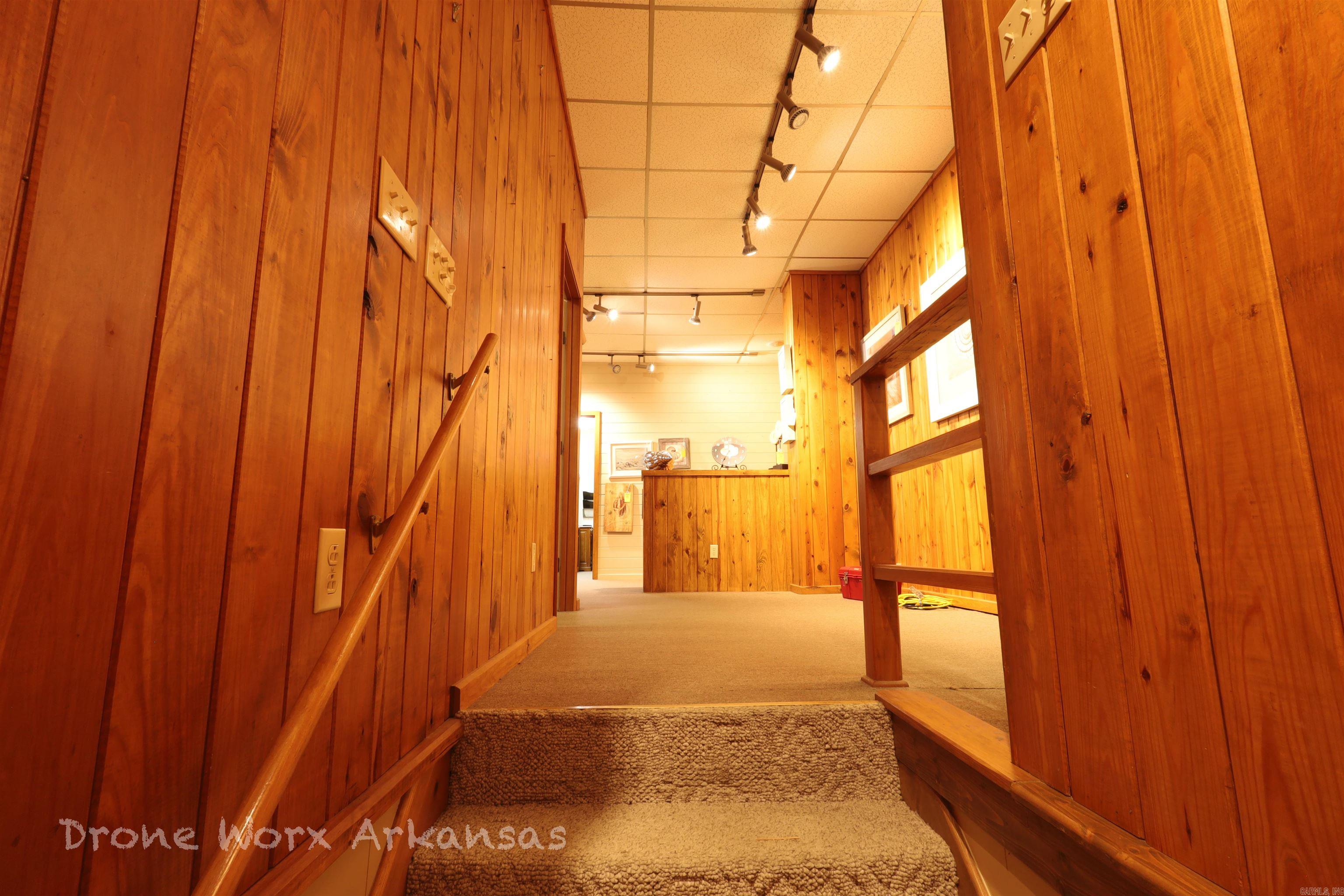 Marshall - Commercial Sale