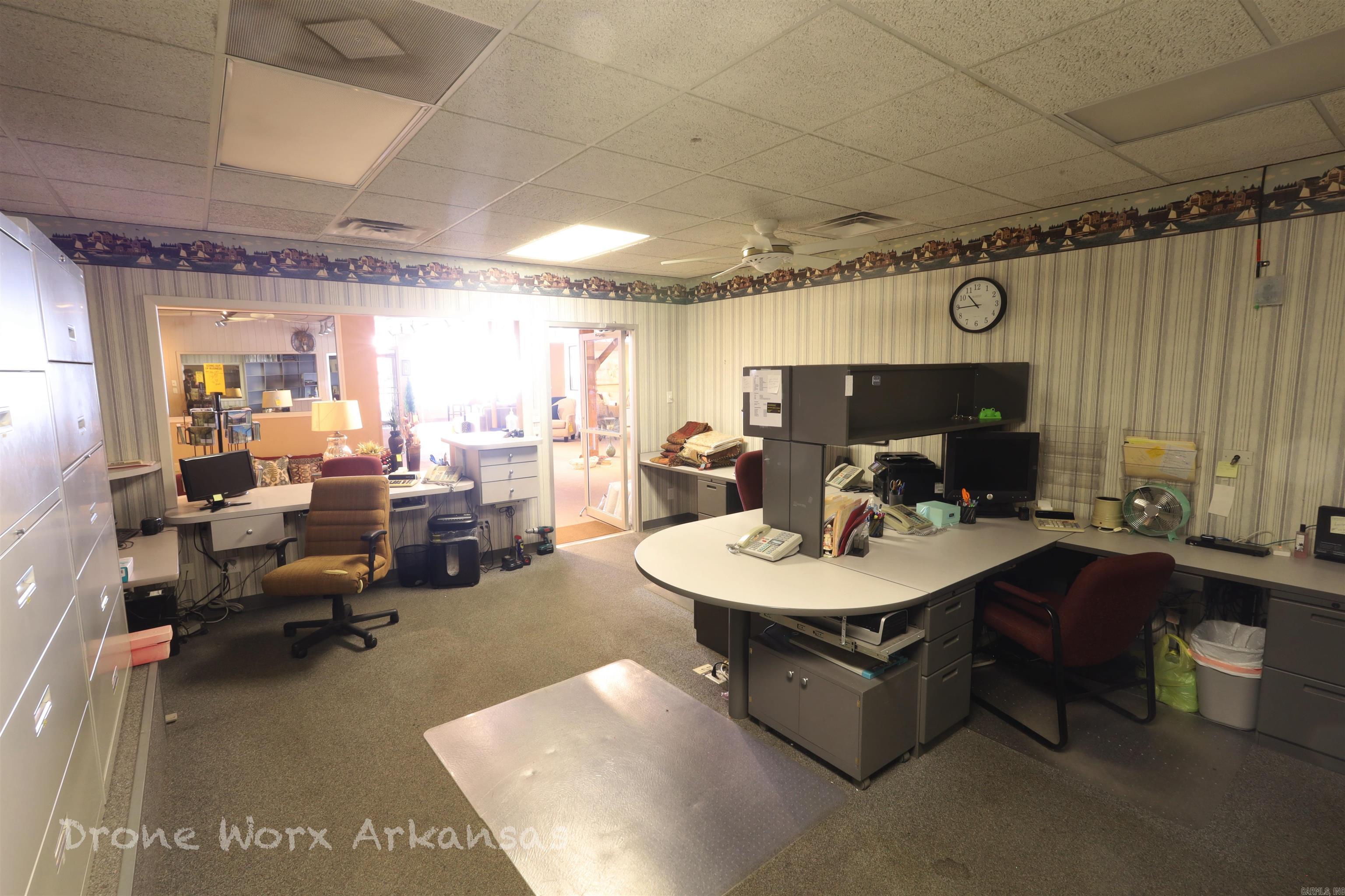 Marshall - Commercial Sale