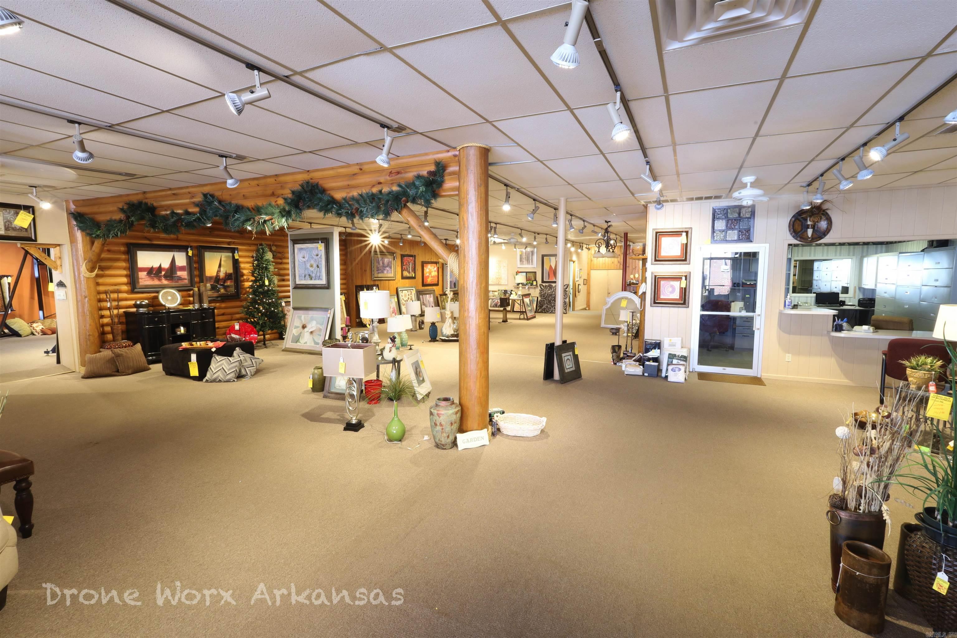 Marshall - Commercial Sale