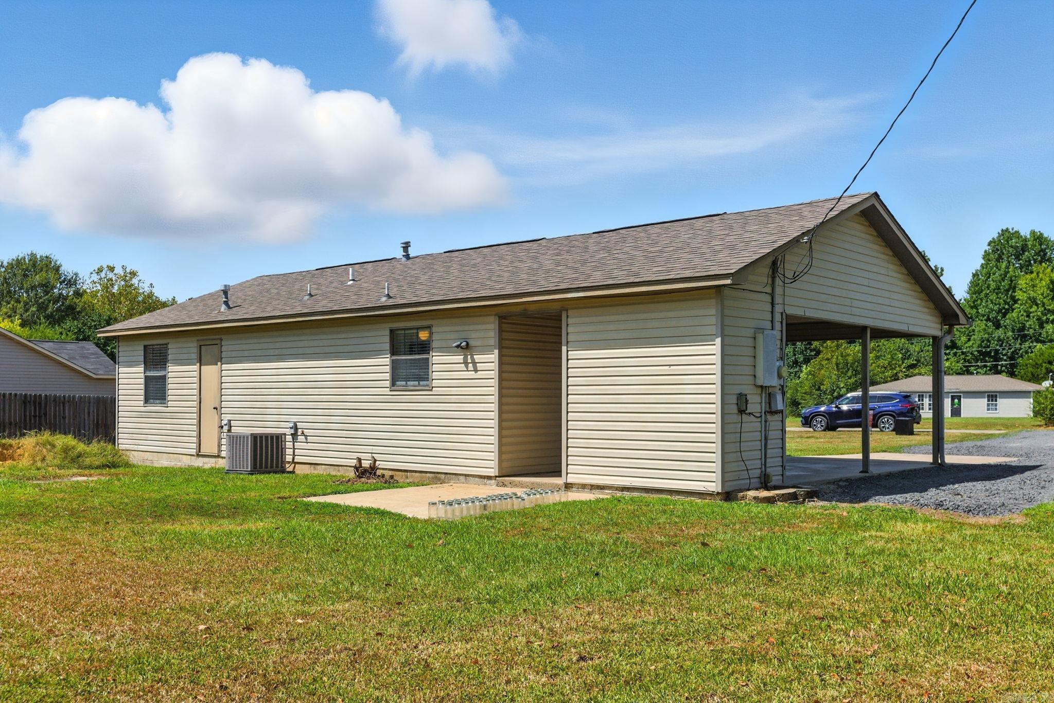 BAYOU METO PLACE - Residential