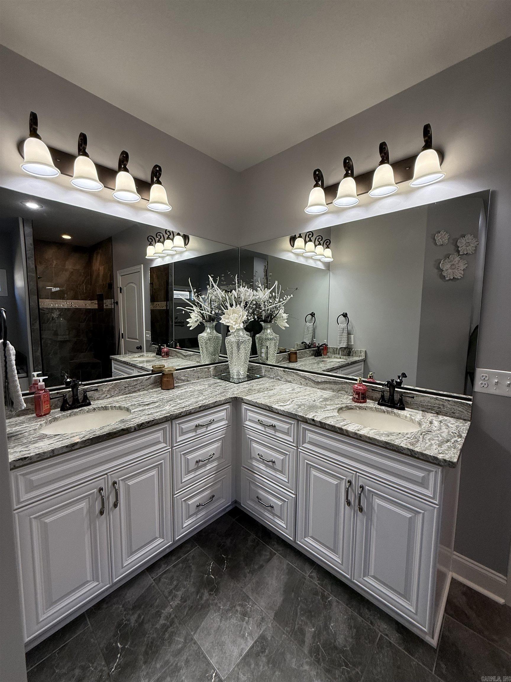 MERRELL ESTATES - Residential