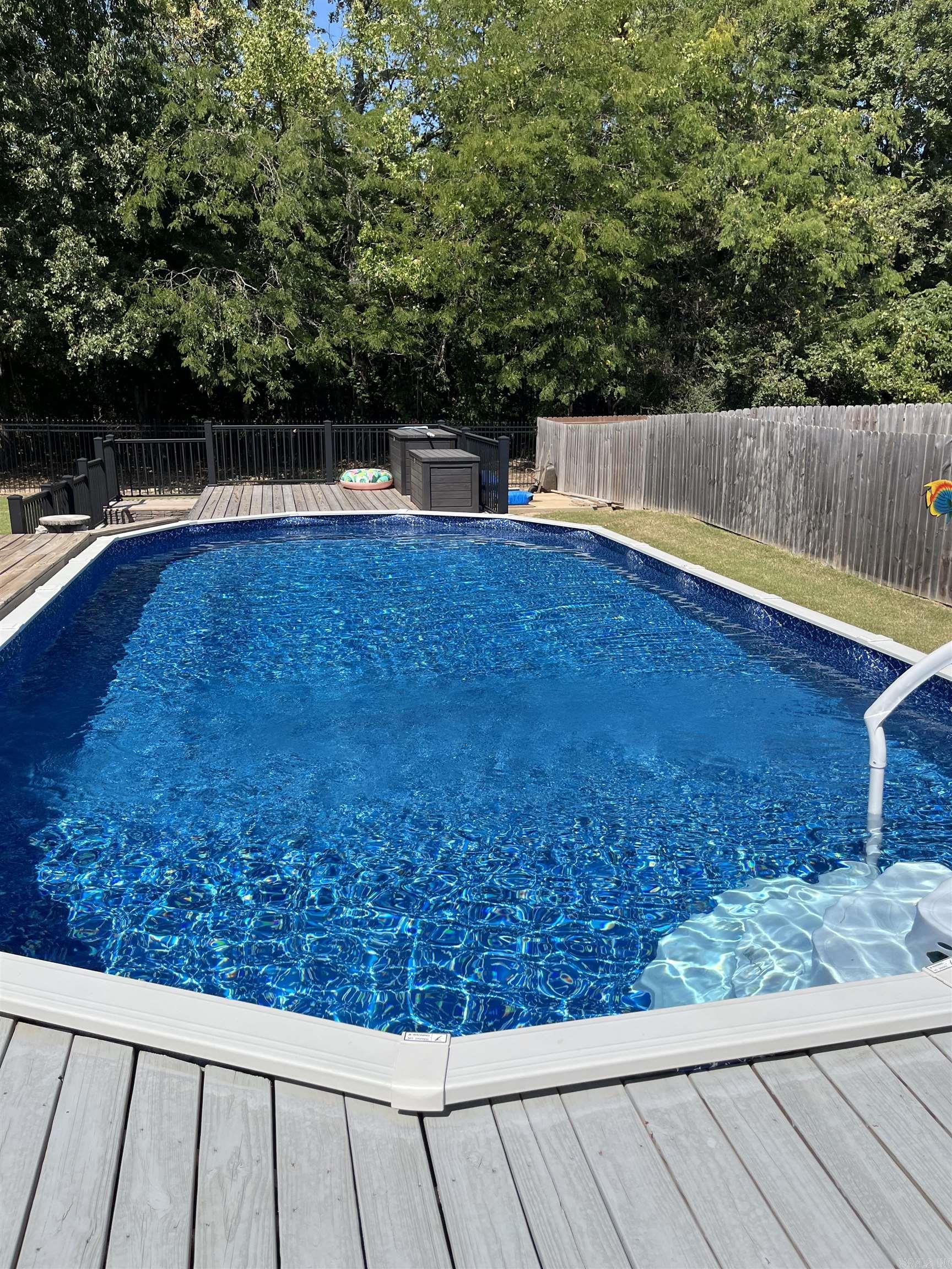 MERRELL ESTATES - Residential