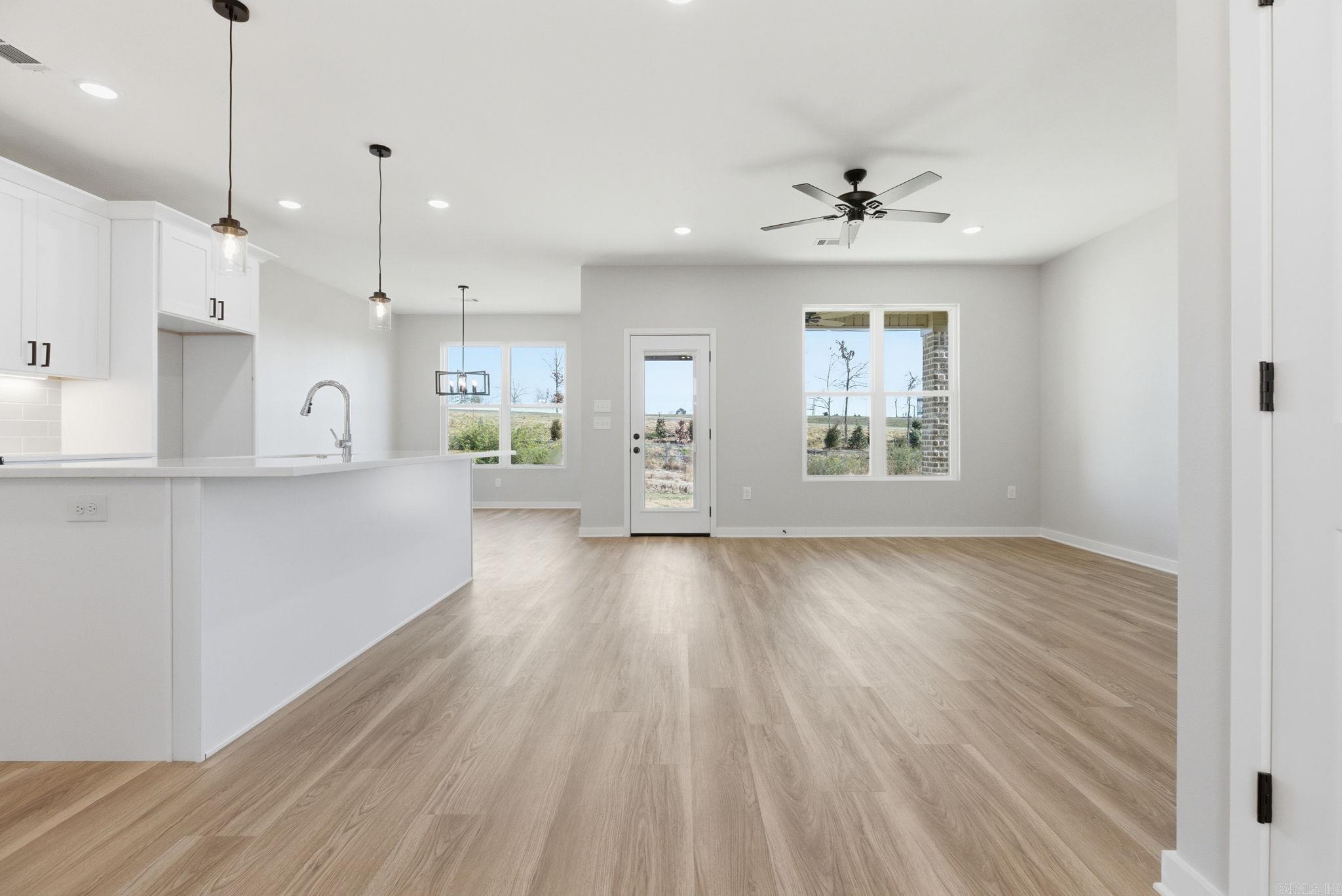 WALNUT VALLEY - Residential