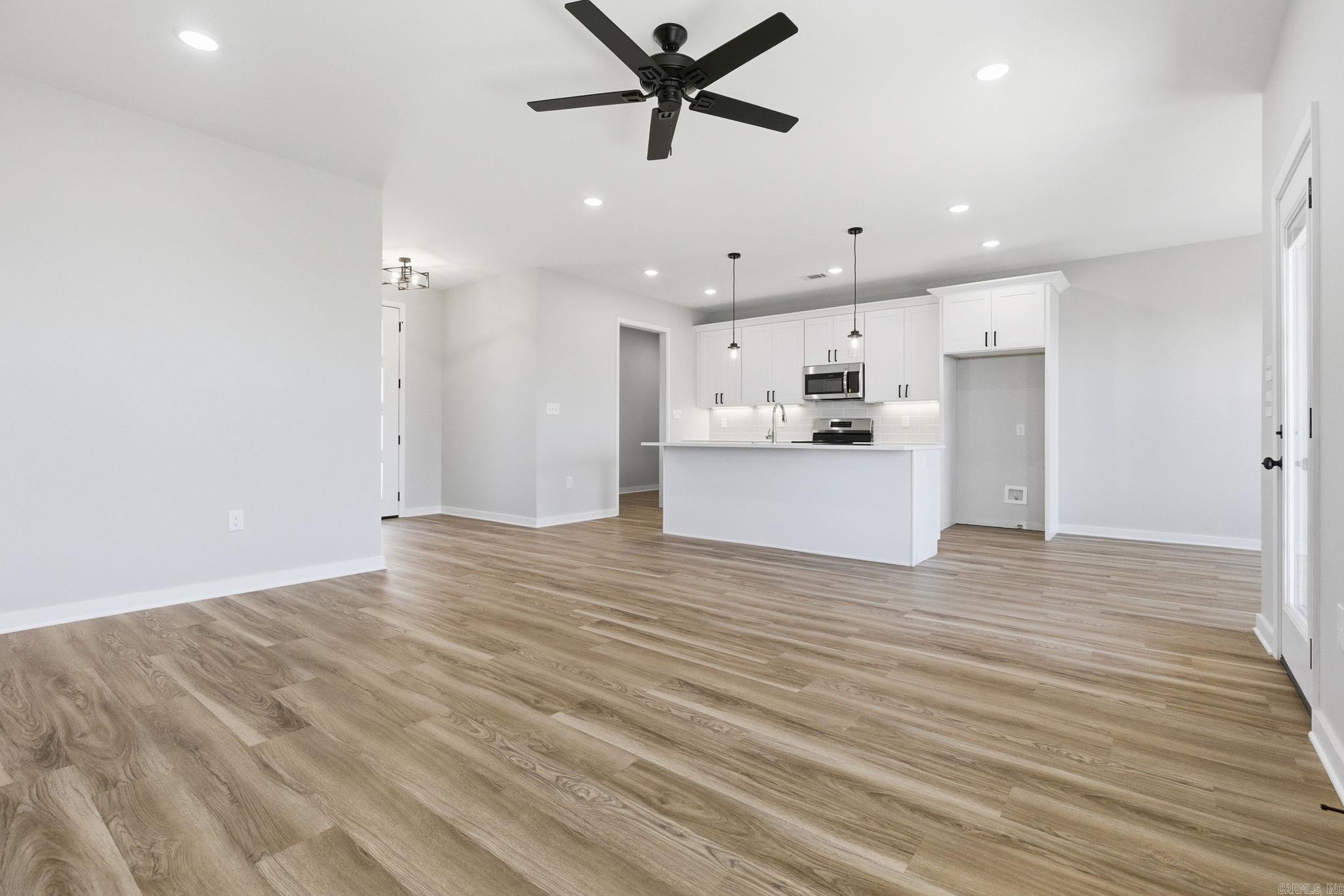 WALNUT VALLEY - Residential