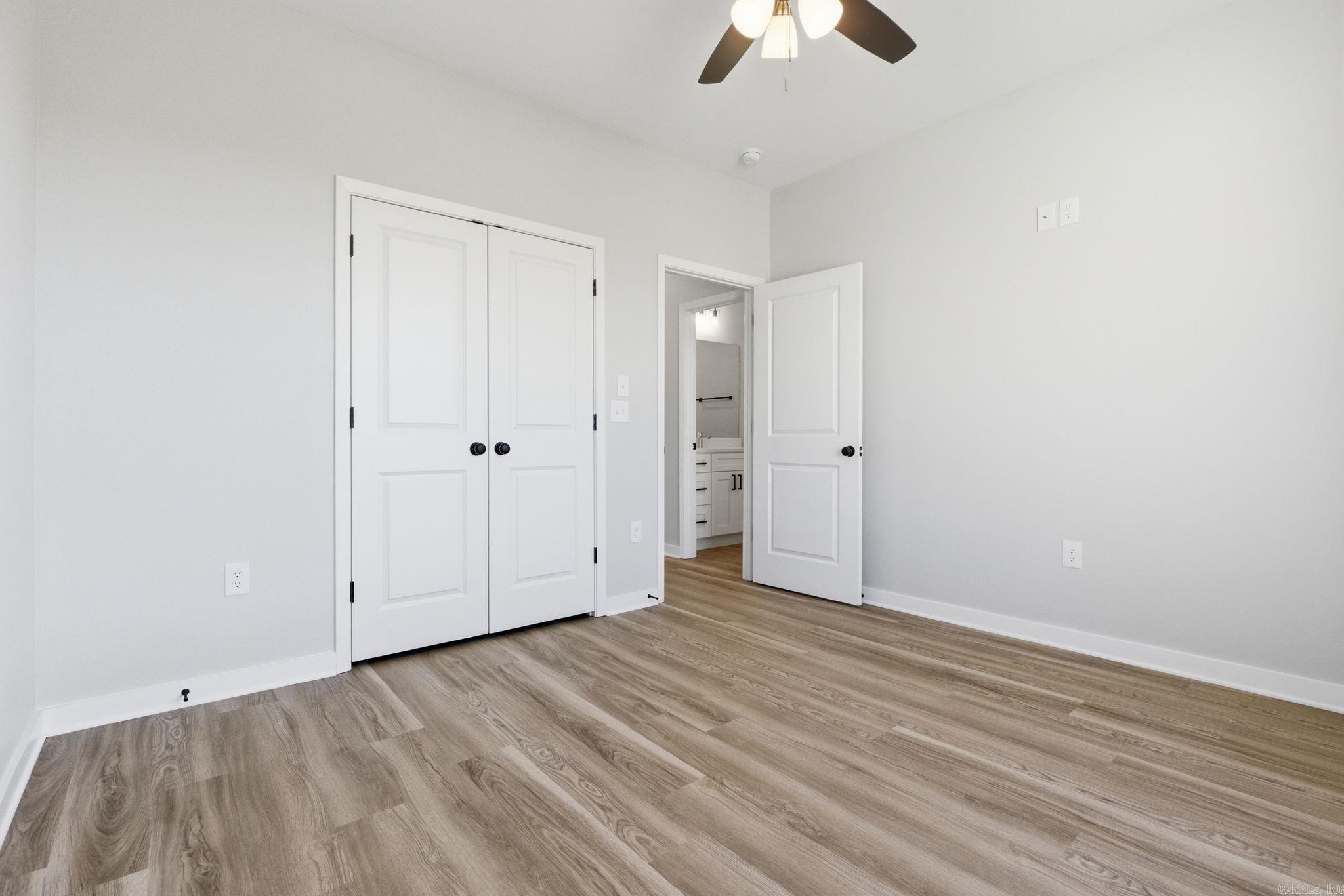 WALNUT VALLEY - Residential