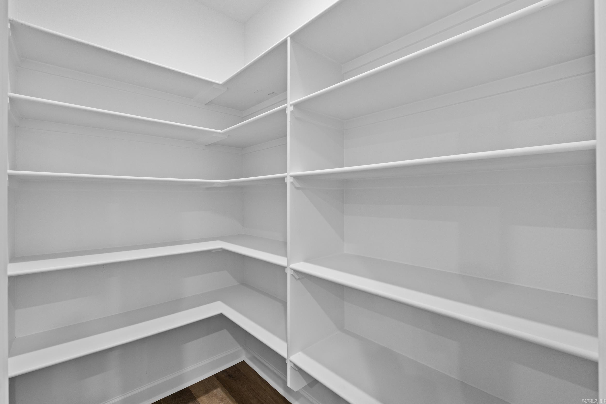 WANDERING RIDGE - Residential