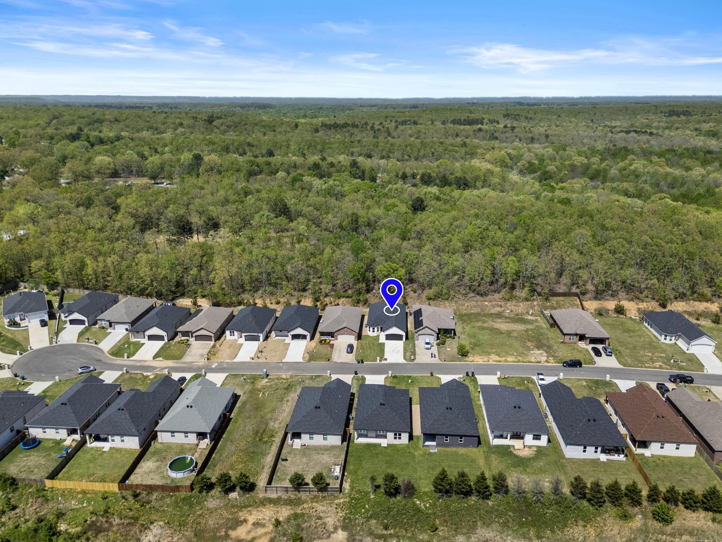 WANDERING RIDGE - Residential