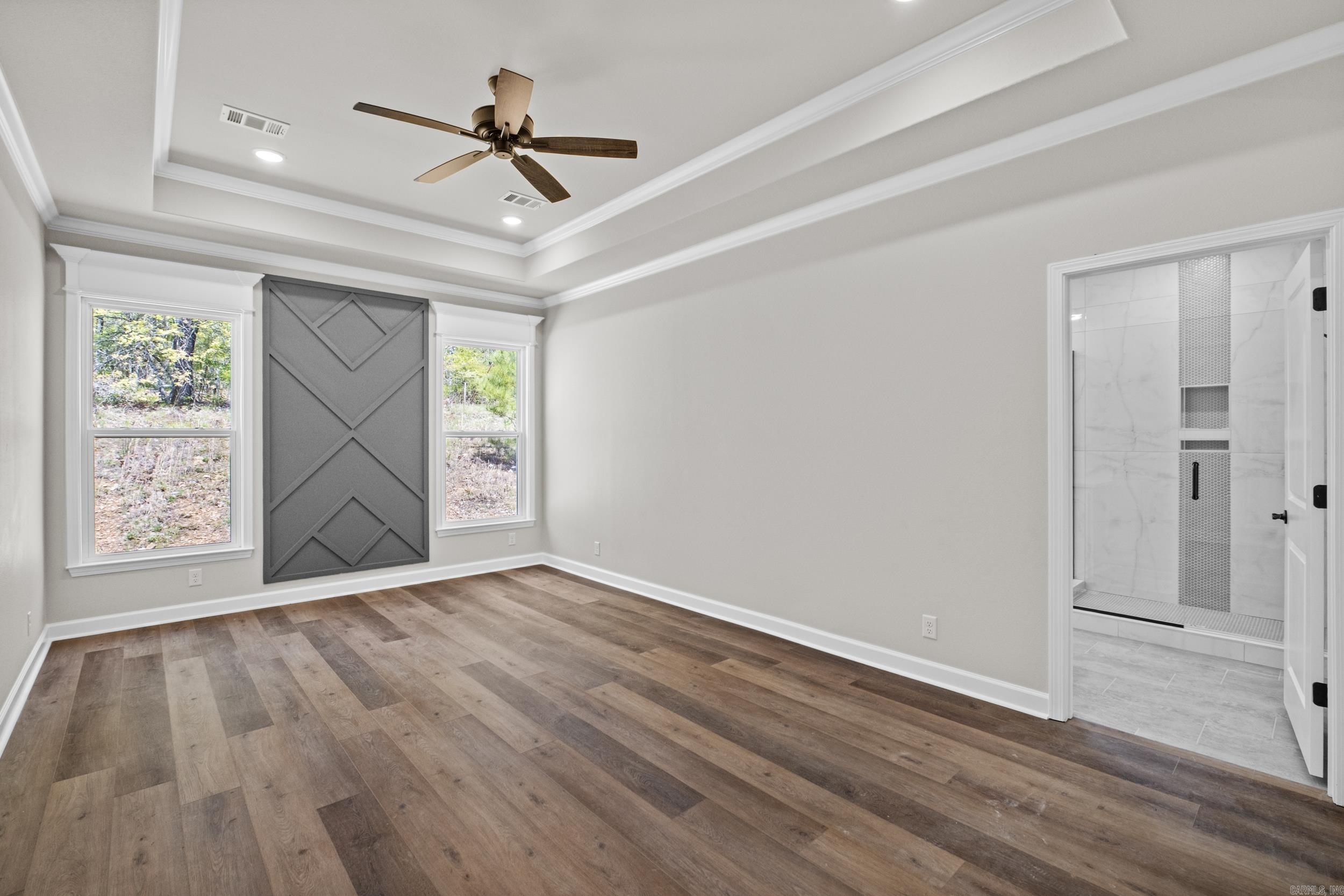 WANDERING RIDGE - Residential