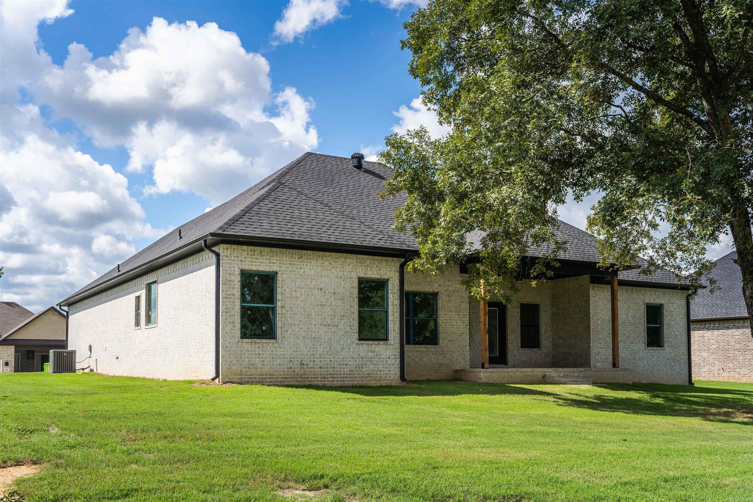 HIDDEN VALLEY ESTATES - Residential