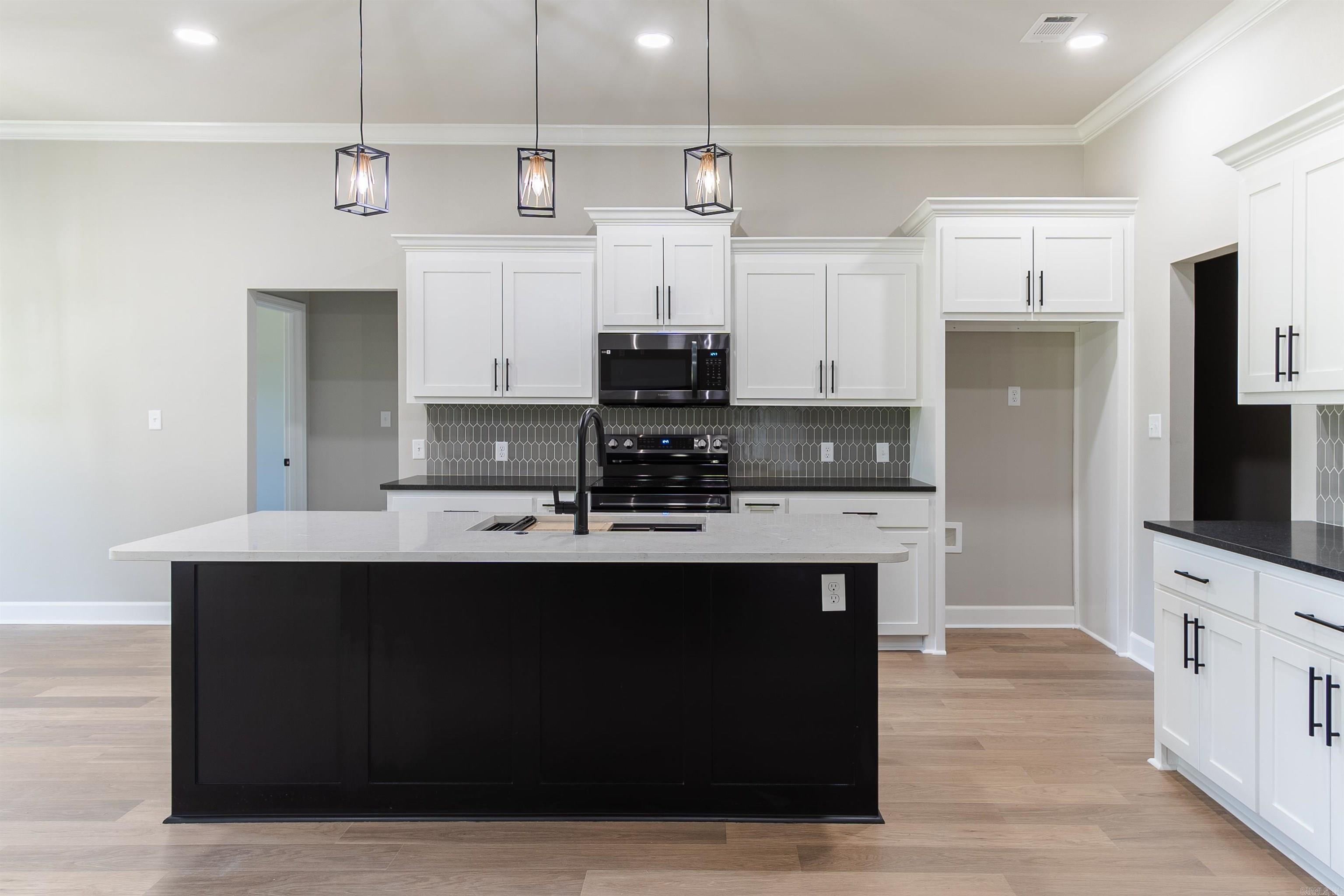 HIDDEN VALLEY ESTATES - Residential