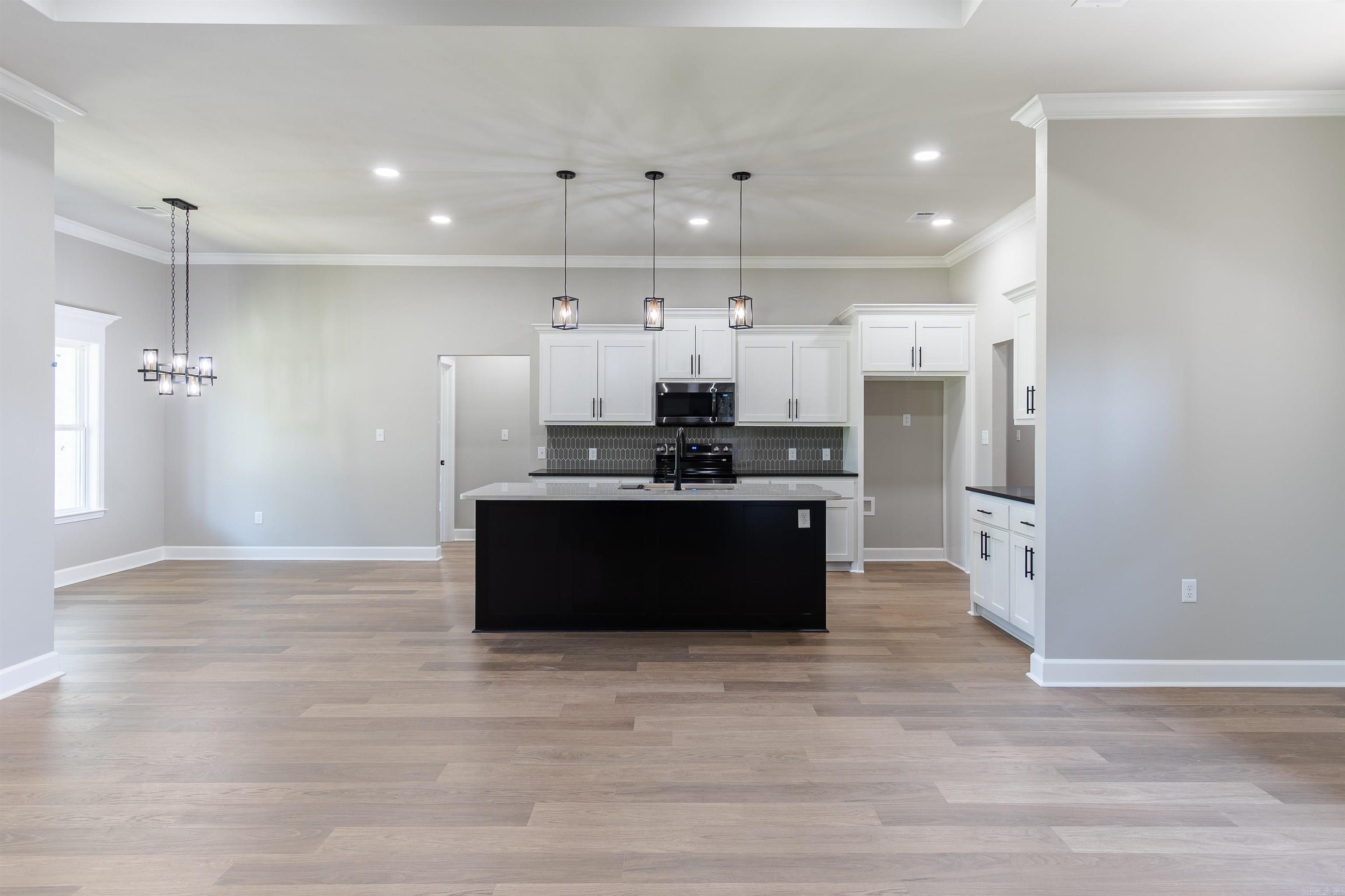 HIDDEN VALLEY ESTATES - Residential