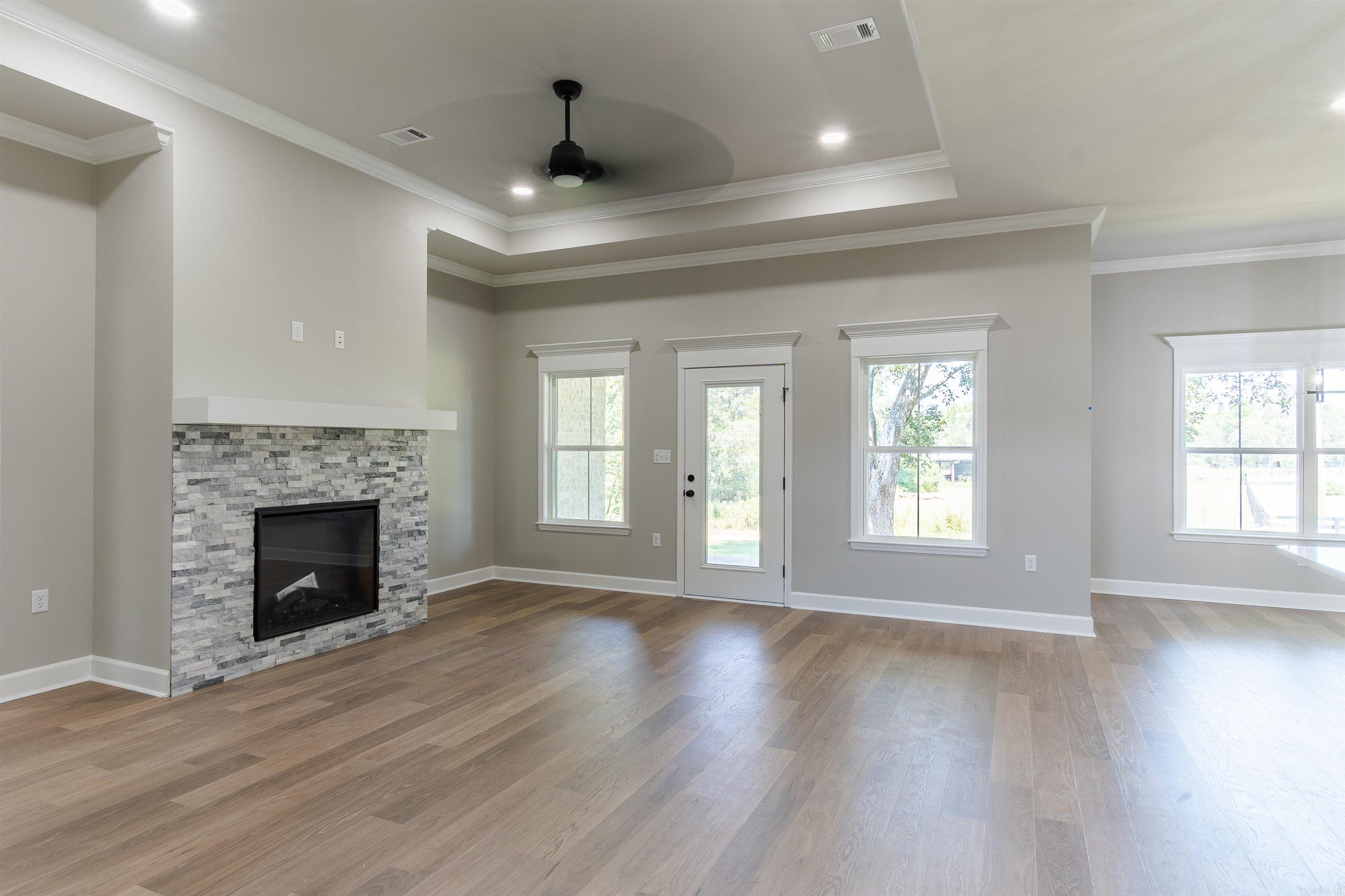 HIDDEN VALLEY ESTATES - Residential