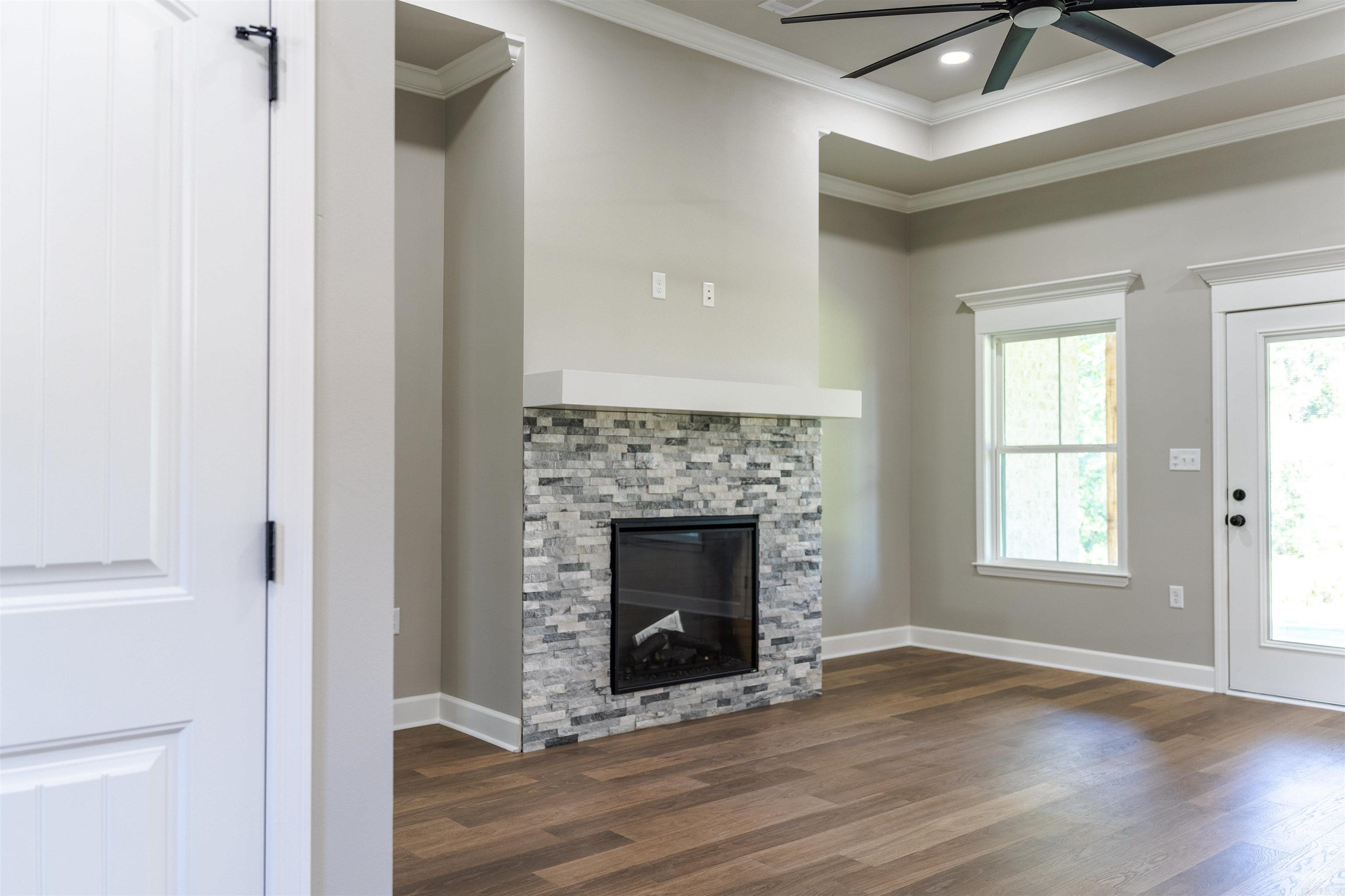 HIDDEN VALLEY ESTATES - Residential