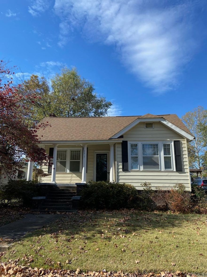 MOVE IN SPECIAL! HALF OFF FIRST MONTH’S RENT! Cute 3BD home in NLR that is ready for you to call home. Enjoy beautiful Arkansas days on the front porch swing. Decorative fireplace in the living room. Kitchen comes with all appliances and a breakfast nook with built-in shelves. Separate dining room perfect for enjoying meals with family or friends. Master bedroom has floor to ceiling built-in shelving. Beautiful hardwoods throughout. Large fully fenced yard that is great for anyone with kids or pets. Extra utility shed/workroom  in the back. Income has to be 3x the amount of rent. NO SECTION 8.