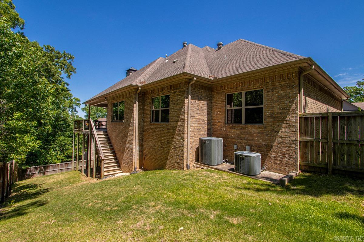 WOODLANDS EDGE - Residential