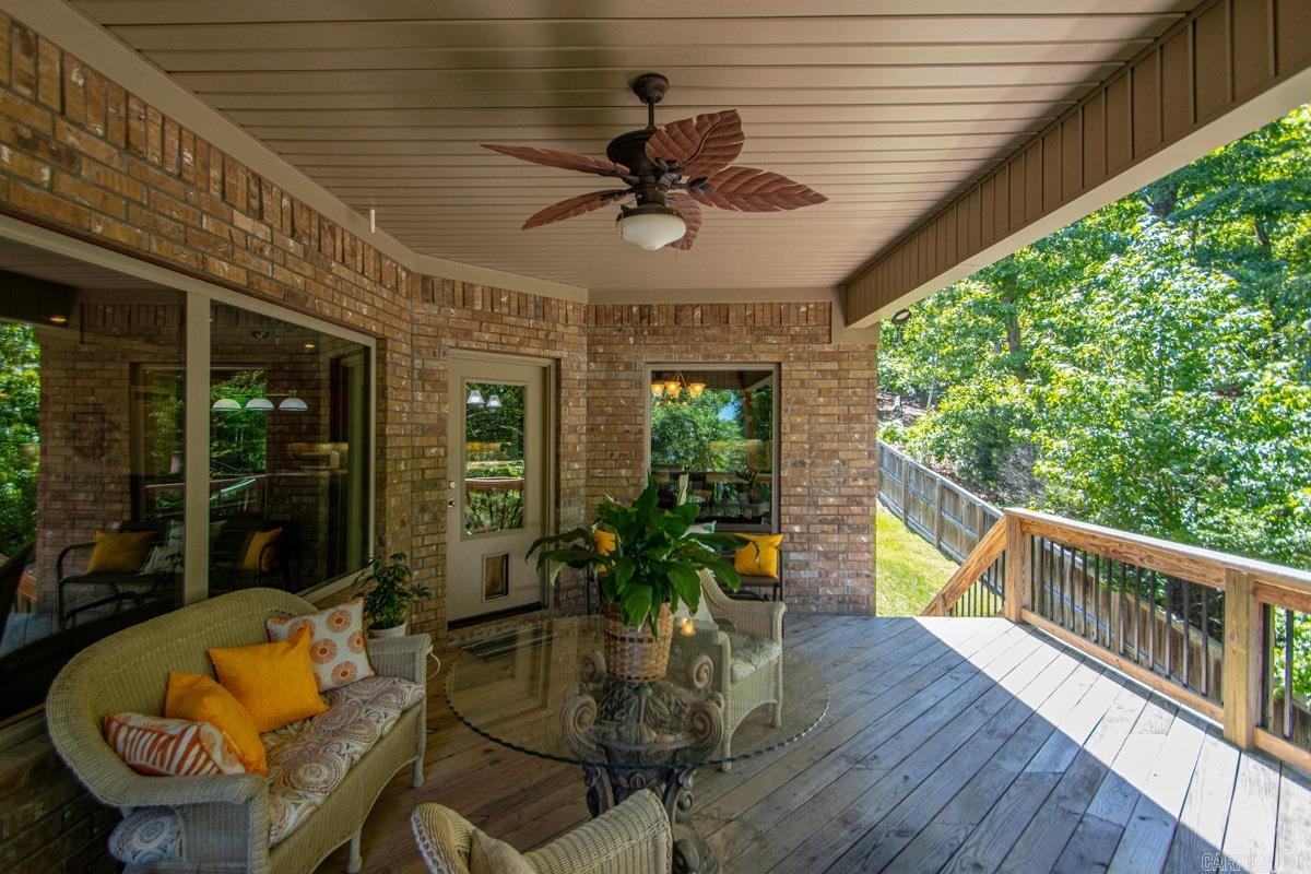 WOODLANDS EDGE - Residential