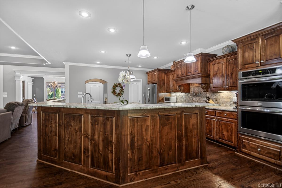 WOODLANDS EDGE - Residential