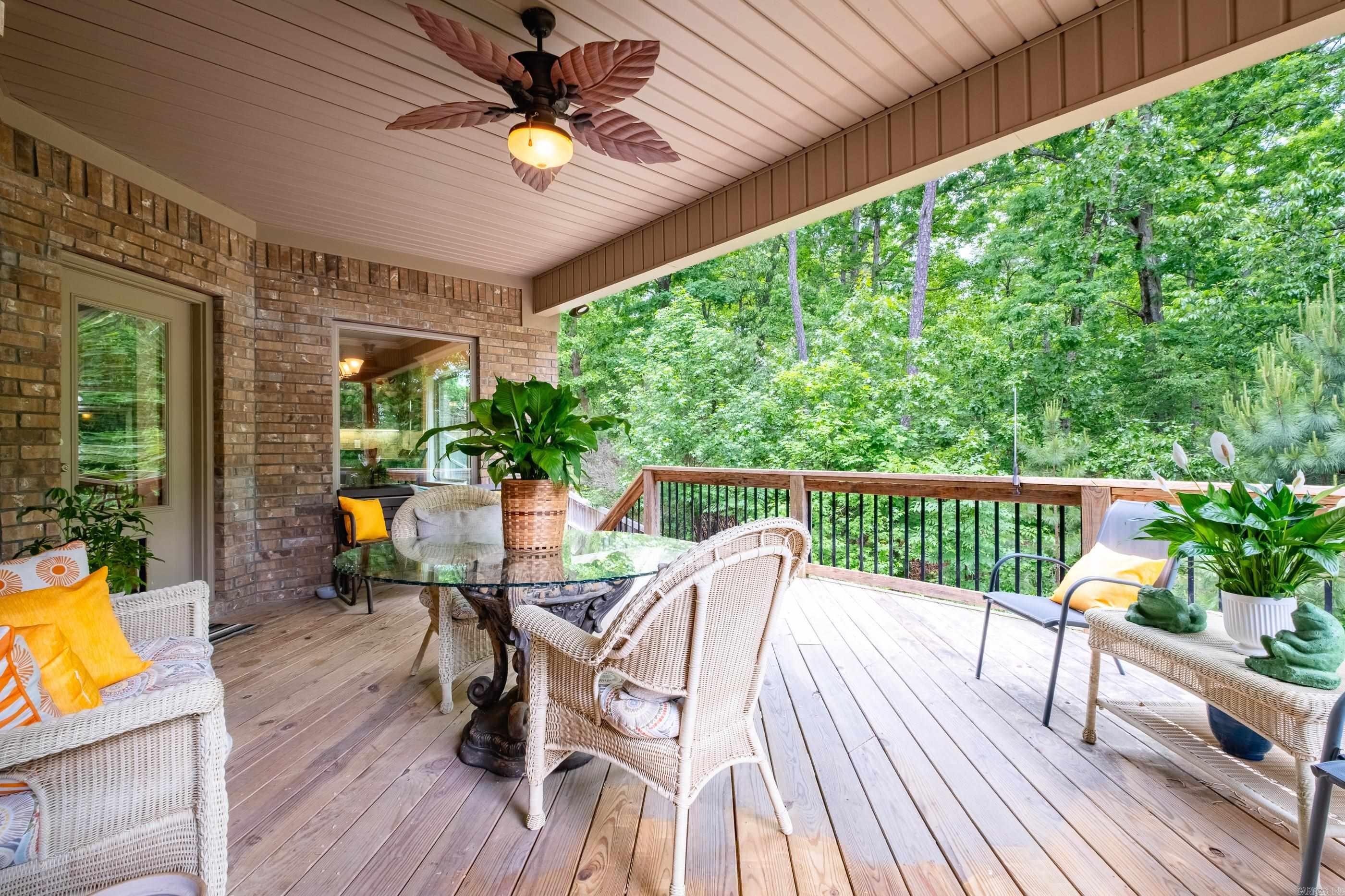 WOODLANDS EDGE - Residential