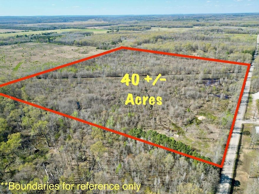 Looking for hunting land or looking for a place to build your new home? Why not have both? This 40 acres is perfect for you and possibilities are endless! Located between McRae and Searcy. Just 6 minutes off the freeway. Utilities are available at road frontage. Not in a flood zone. Priced to sell quick!