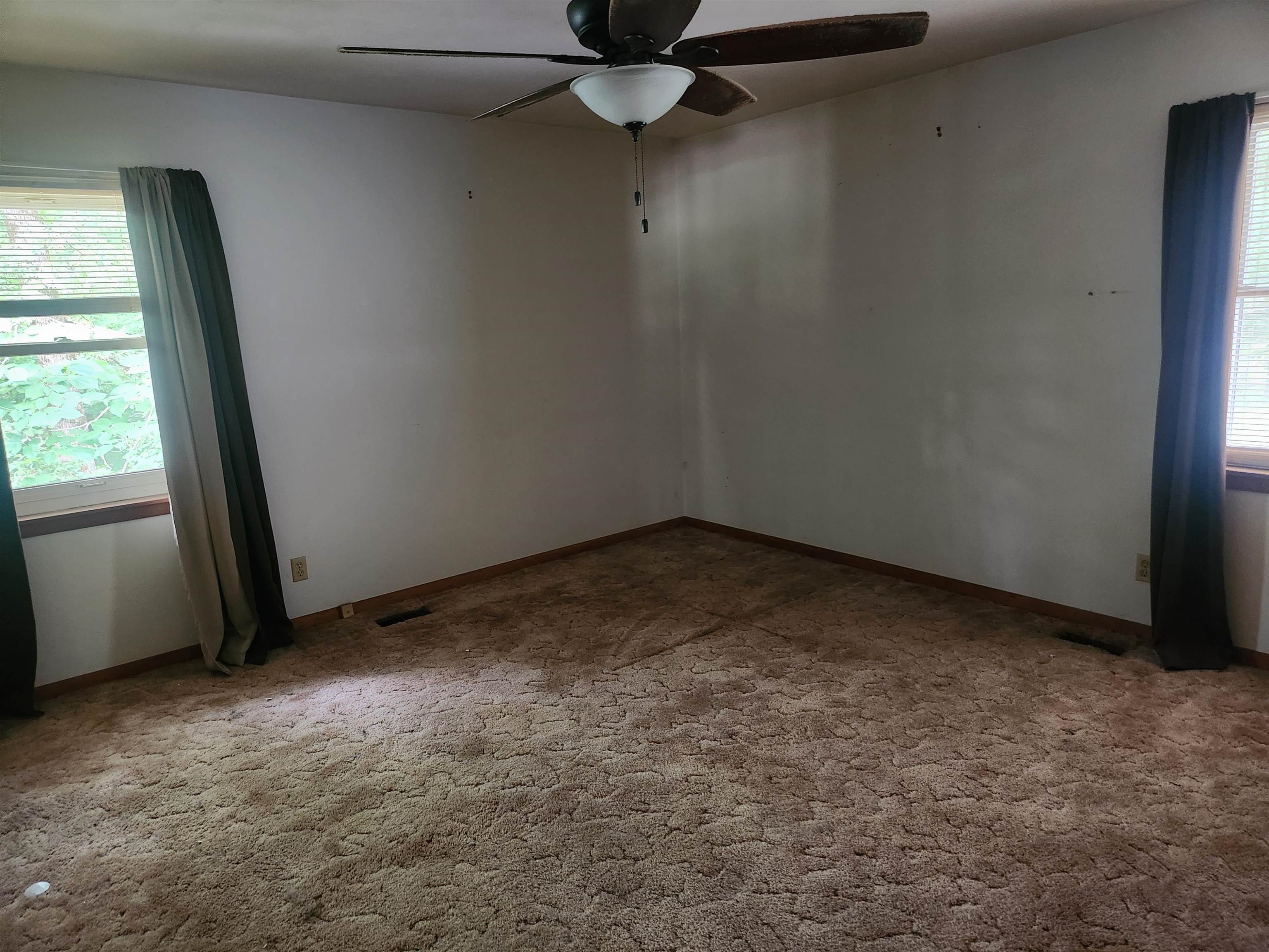 Dakota Second - Residential