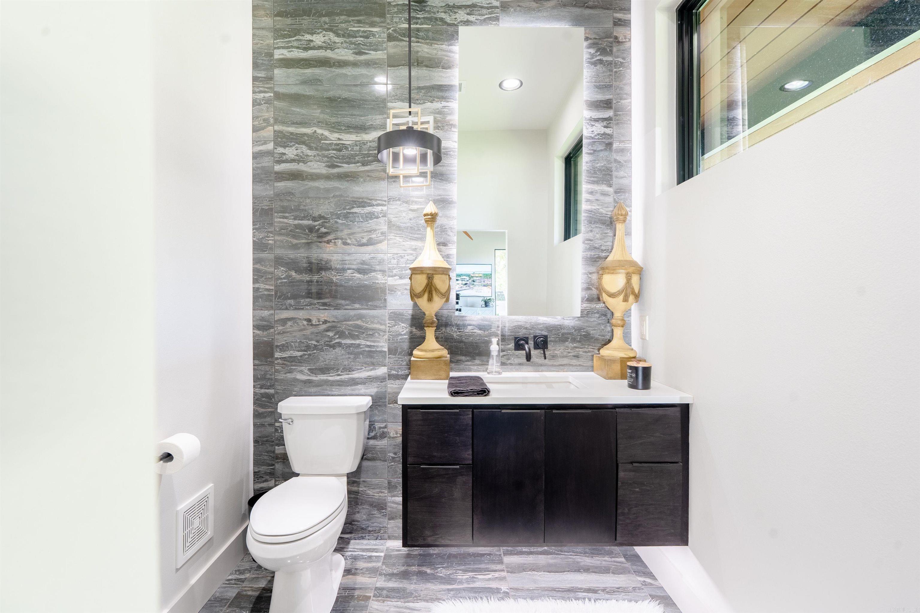 Heber Springs-Inside - Residential