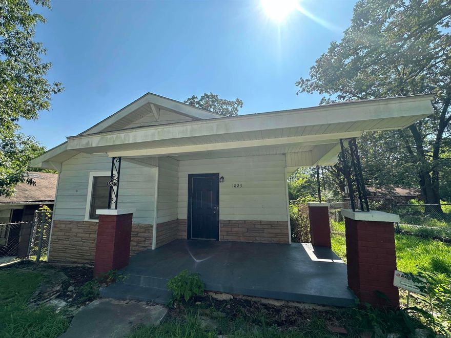 This tenant-occupied property is already producing steady income making it the perfect addition to your portfolio! This home offers reliable cash flow with a lease already in place and has been well maintained giving you a hassle-free start from day one. Whether you’re a seasoned investor or just starting out, this is a turnkey opportunity to secure passive income in today’s market. Please do not disturb tenants. Showings available with an accepted offer.