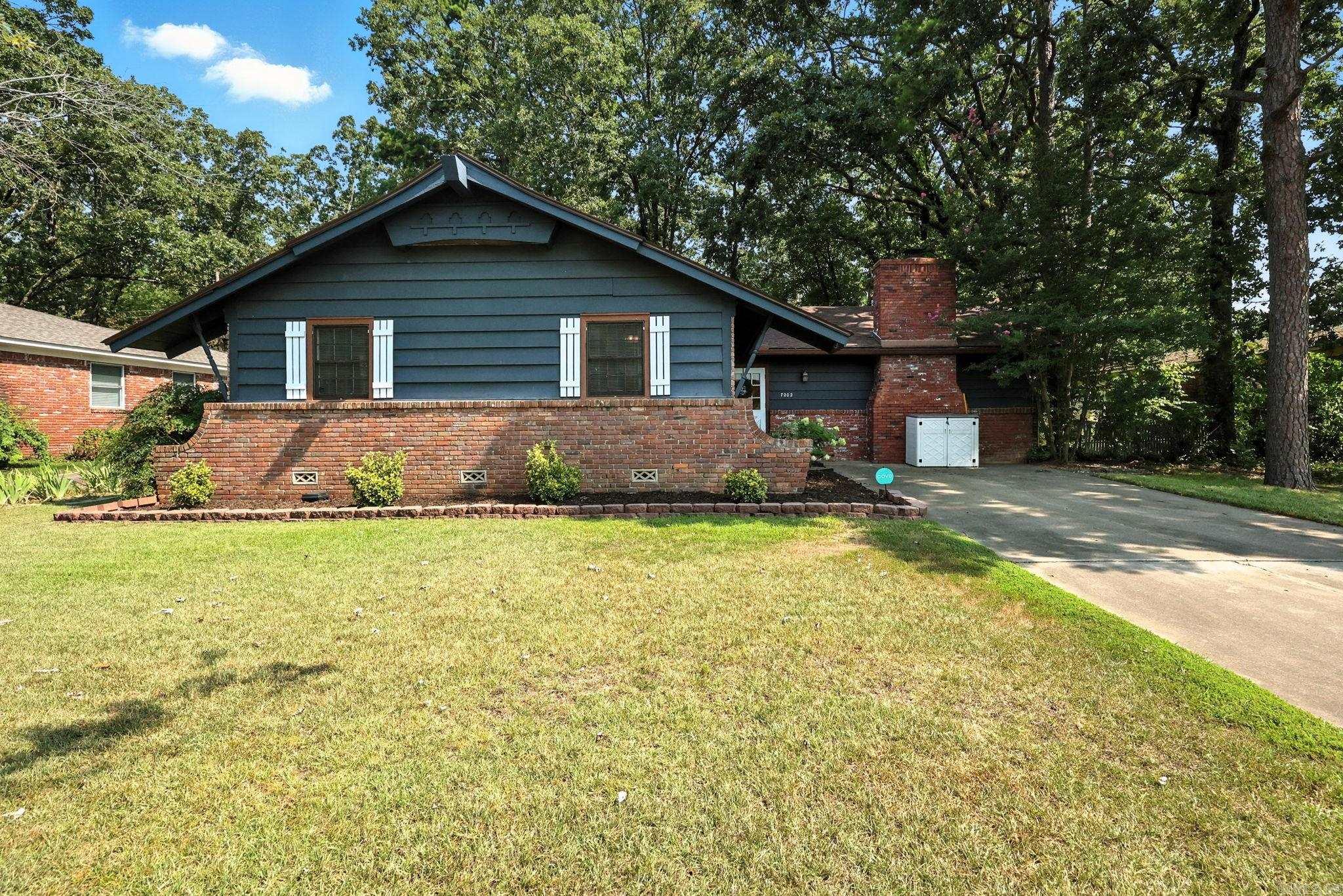 Lovely, spacious home in the heart of Midtown! This 3 bedroom, 2 full bath beauty is situated on a large lot and is convenient to all areas of town. The two living areas provide lots of entertainment space, and the fenced-in backyard is perfect for pets and cookouts. The whole house boasts so many updates, and the layout flows beautifully. Come check out this gem!