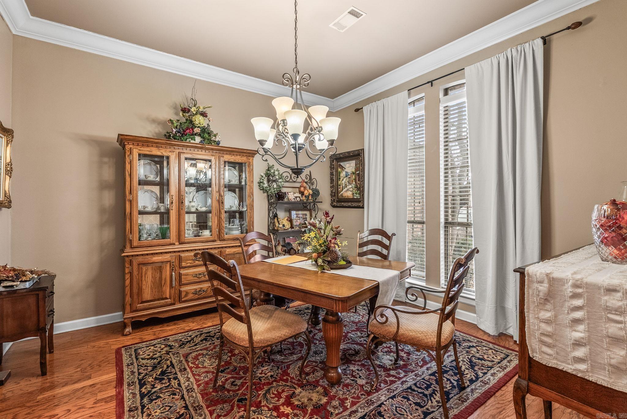 WINDCREST - Residential