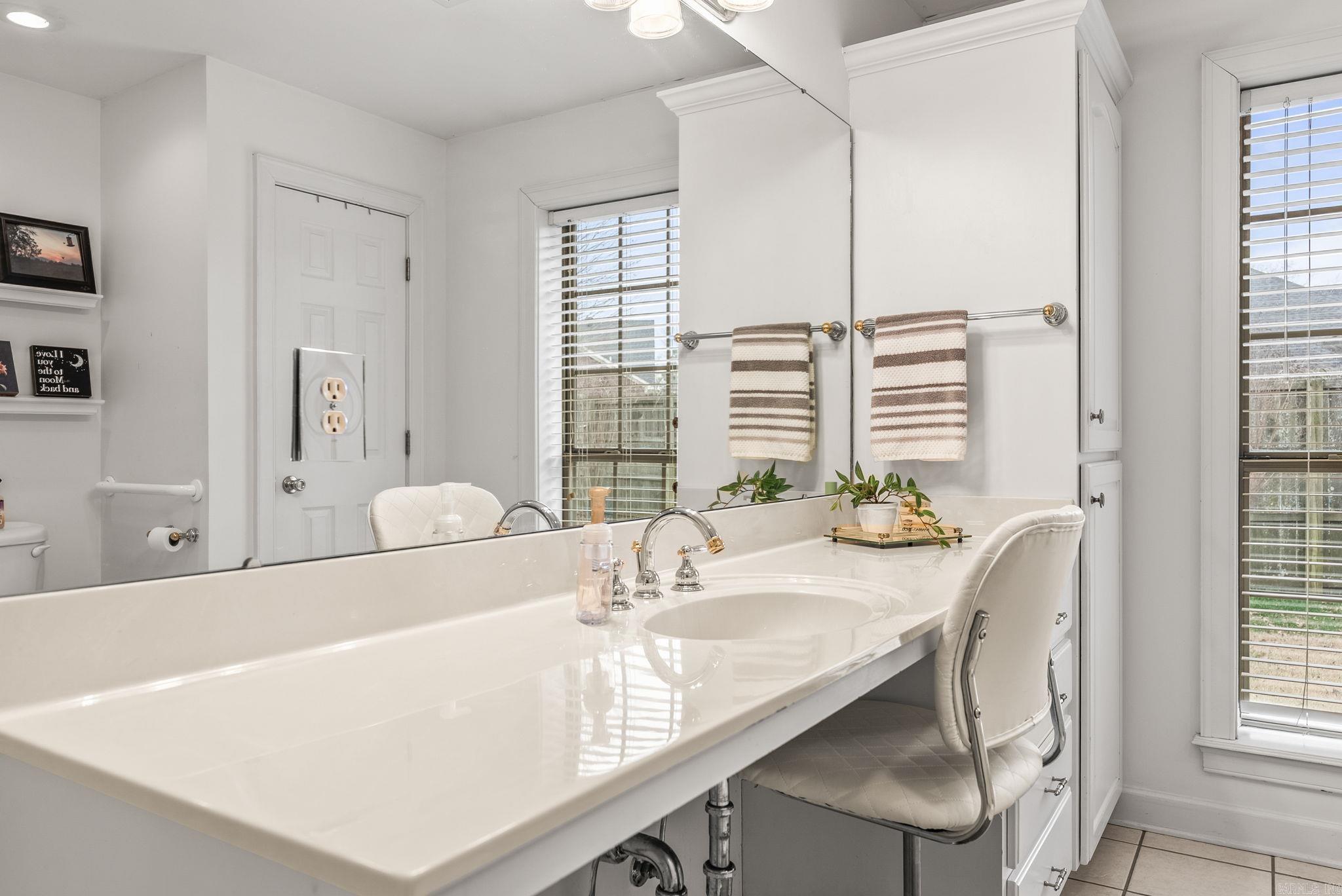 WINDCREST - Residential