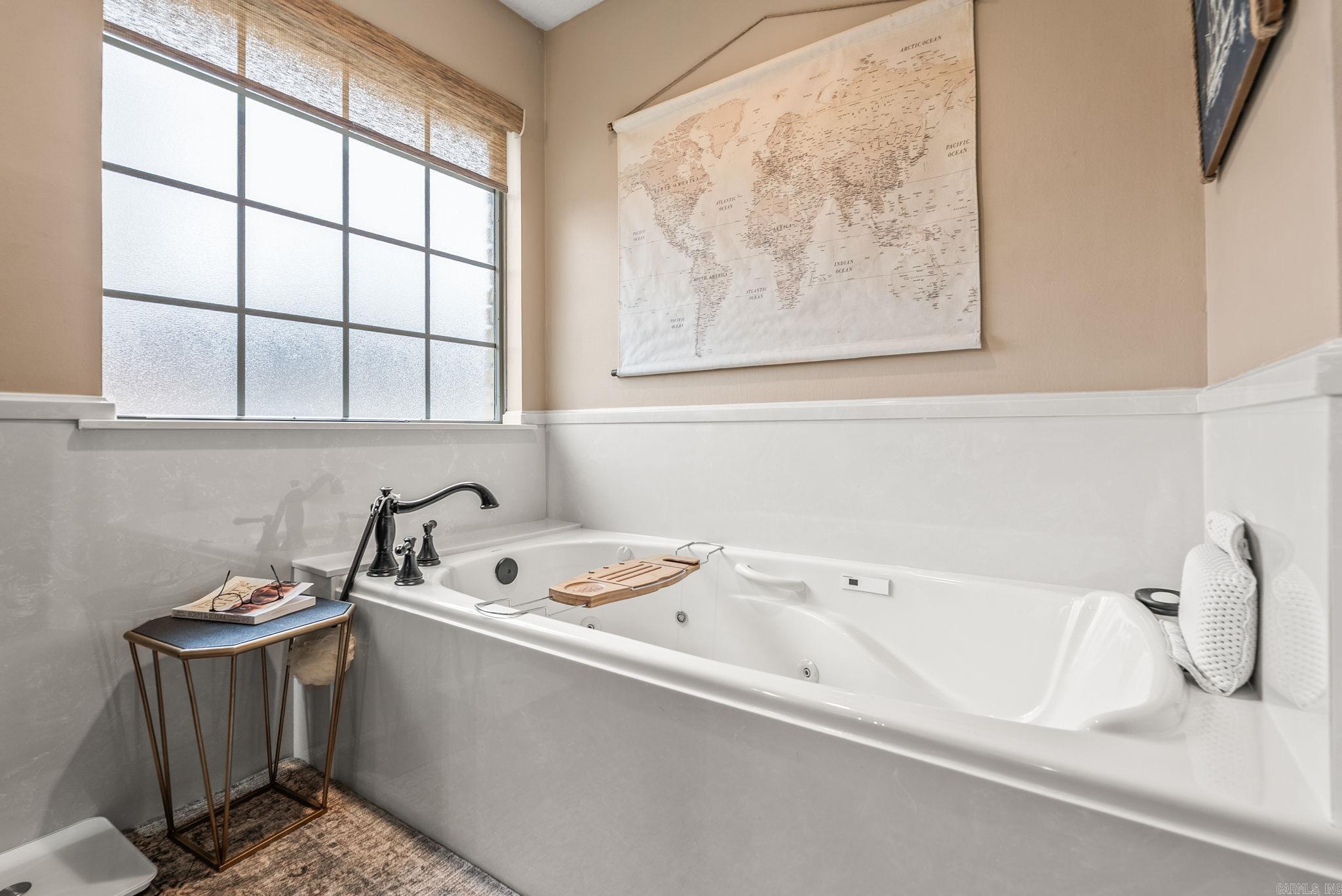 WINDCREST - Residential