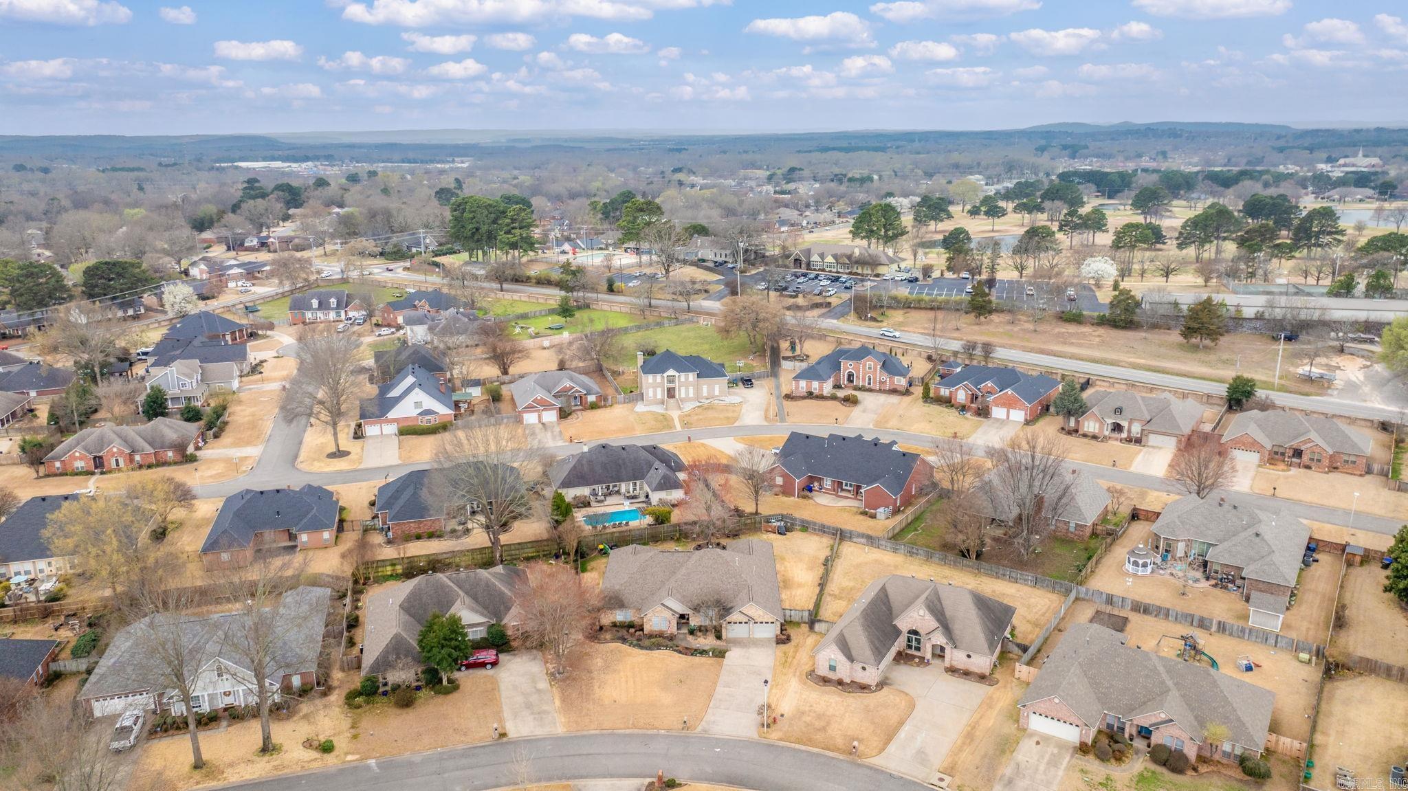 WINDCREST - Residential