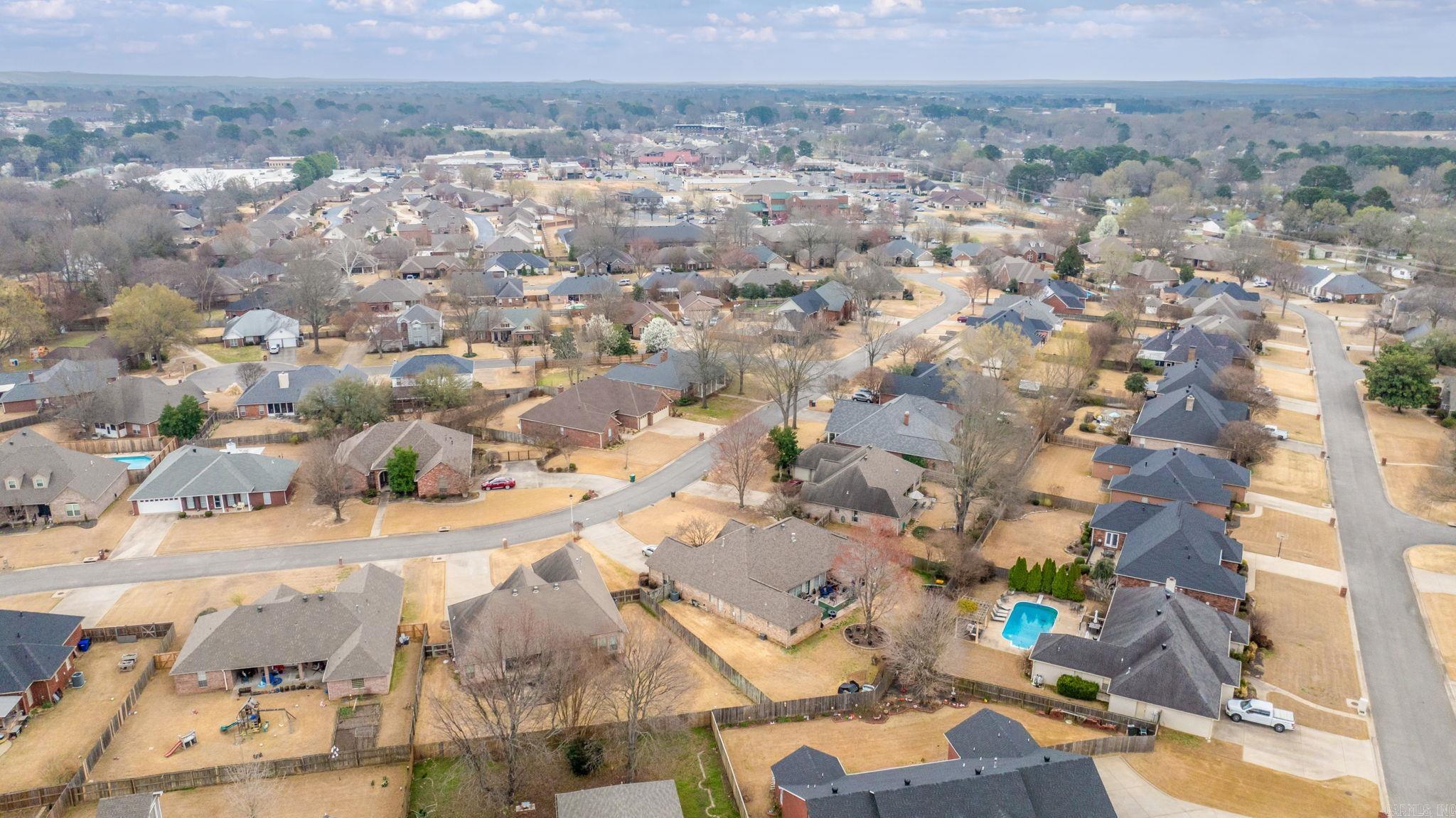 WINDCREST - Residential