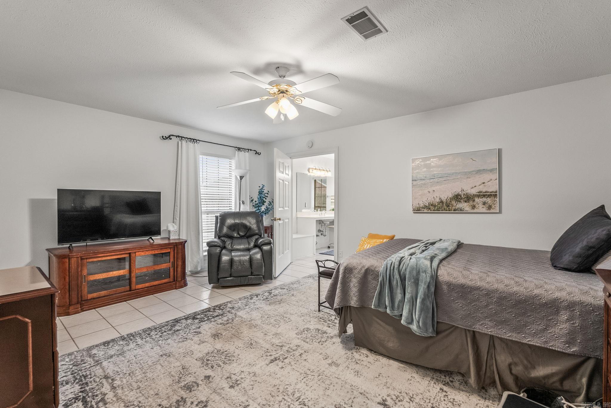 WINDCREST - Residential