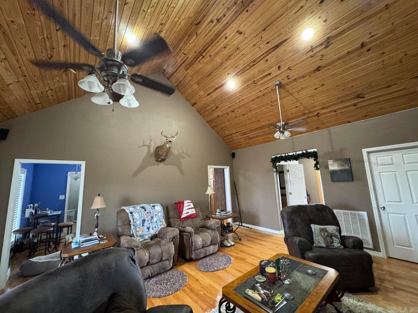 Metes & Bounds - Residential