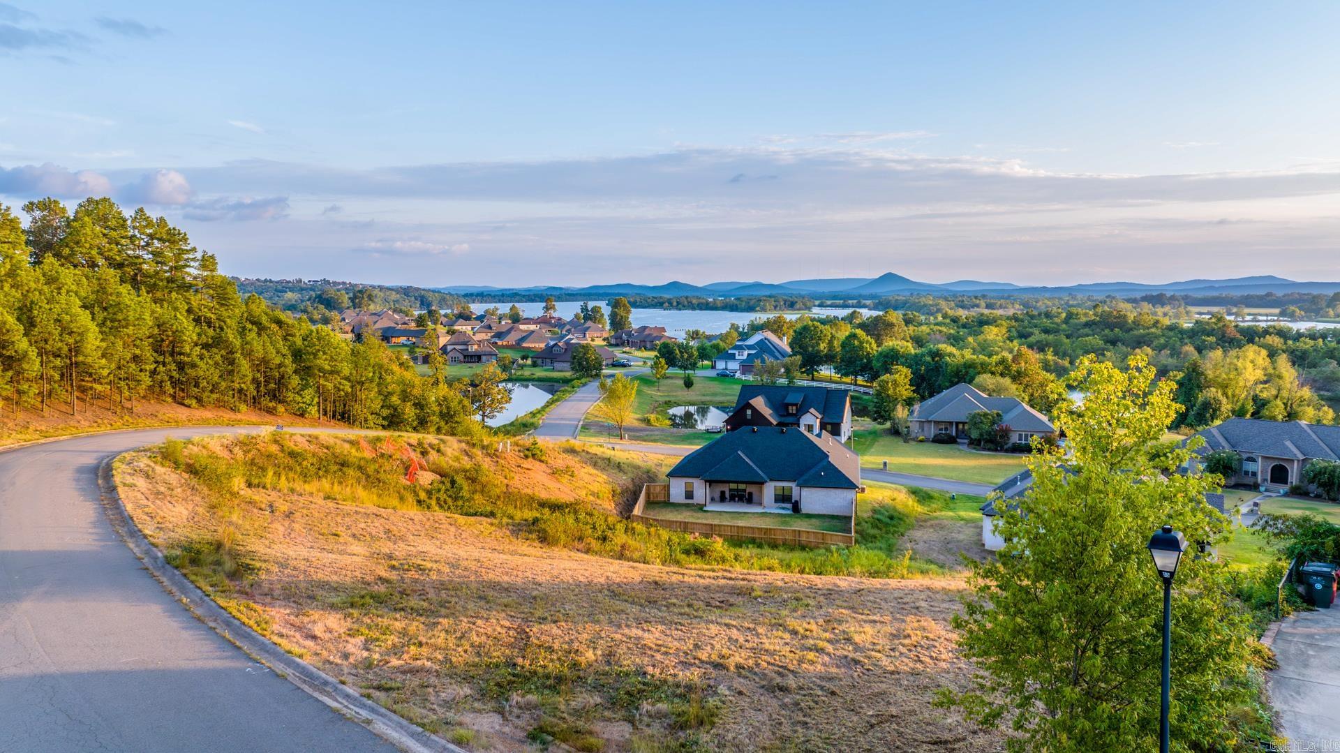 The River Plantation - Land