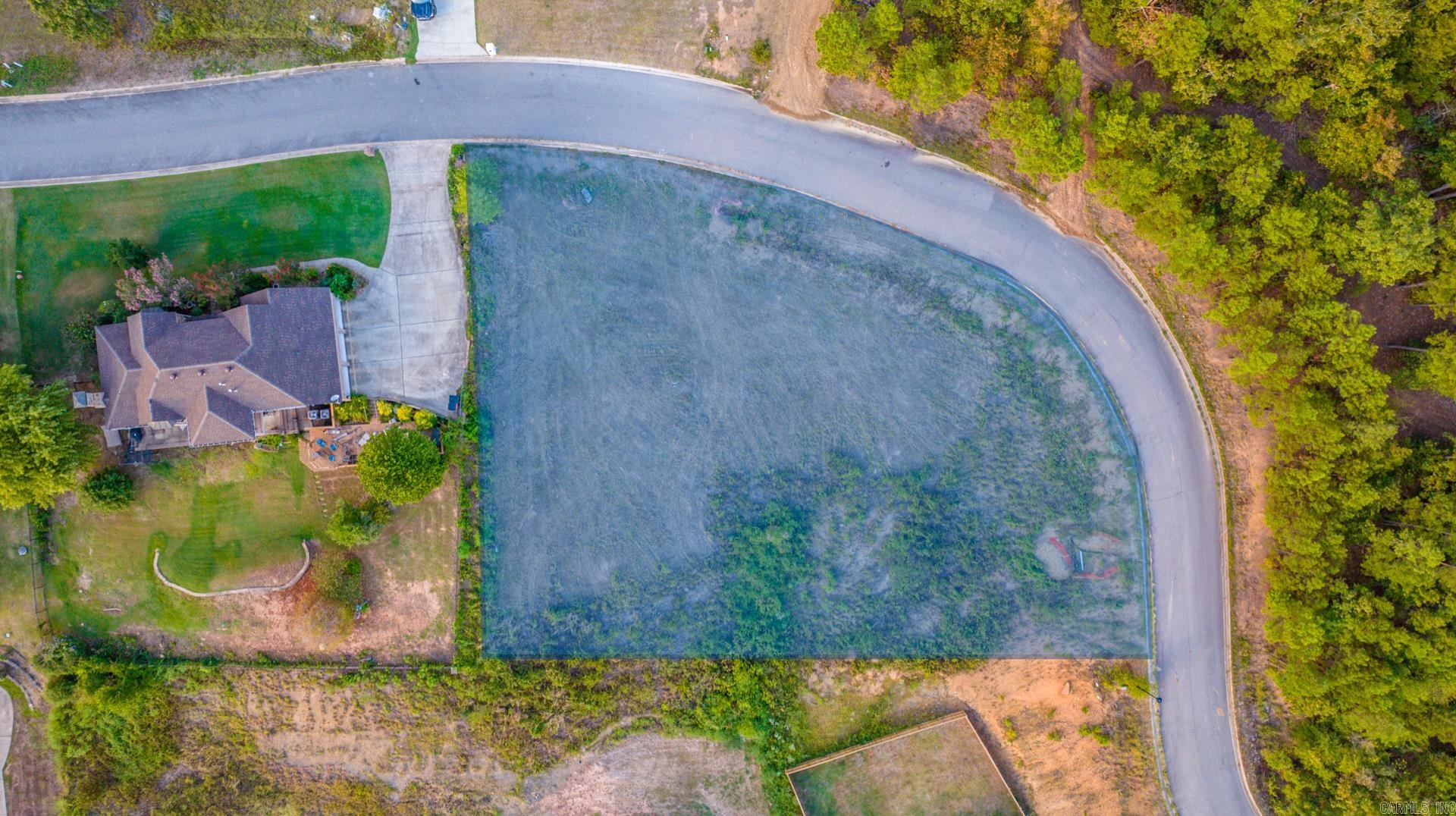 The River Plantation - Land