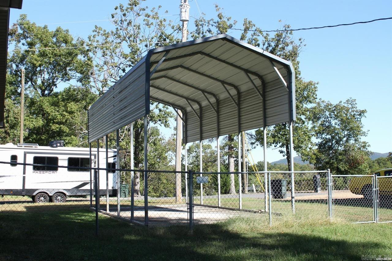 LAKE VIEW - Residential