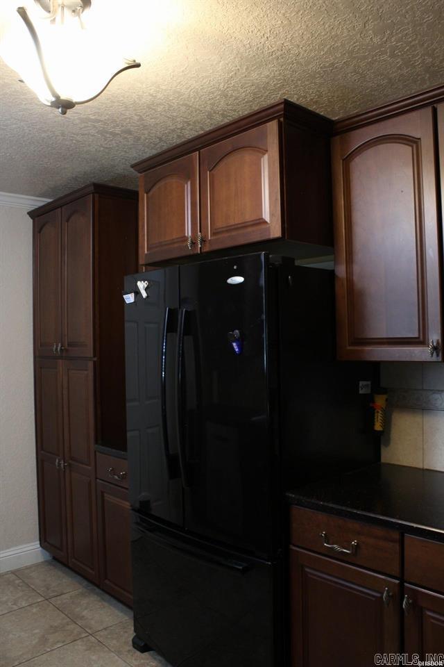 LAKE VIEW - Residential