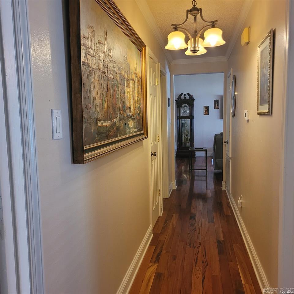 LAKE VIEW - Residential