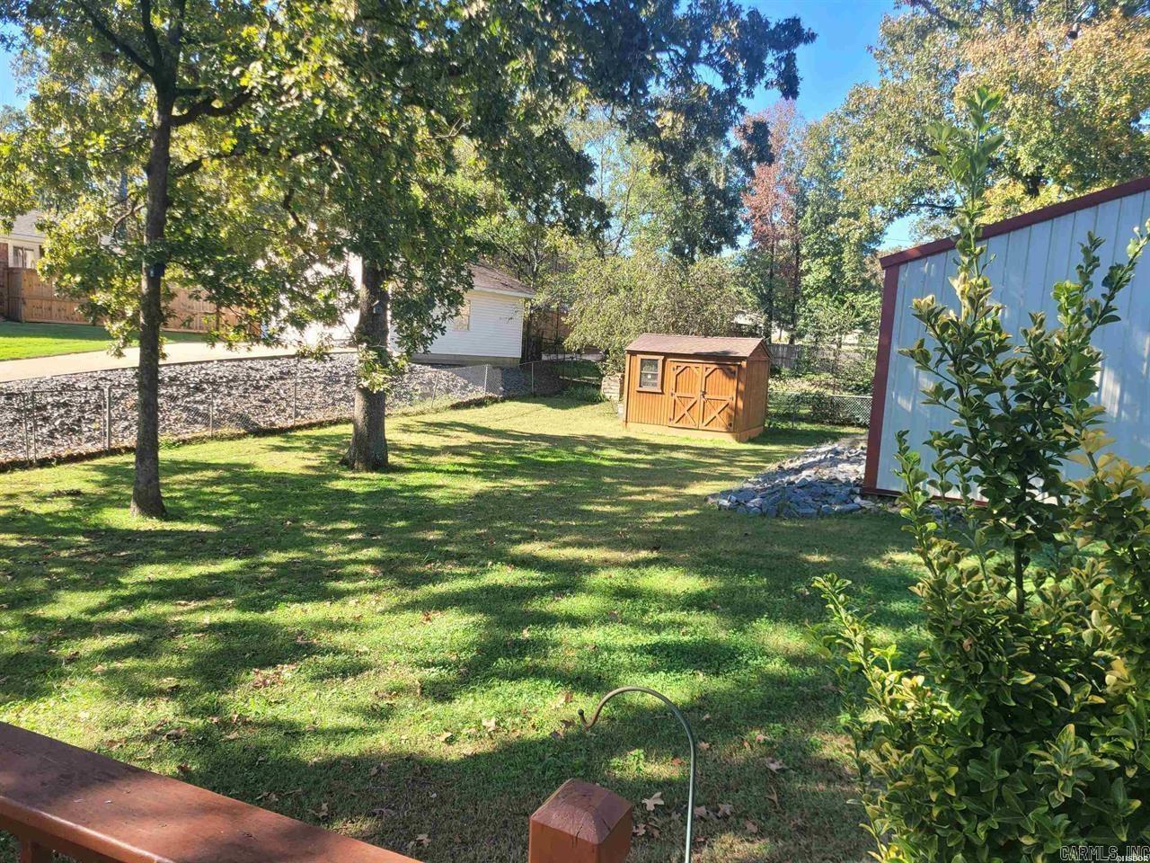 LAKE VIEW - Residential