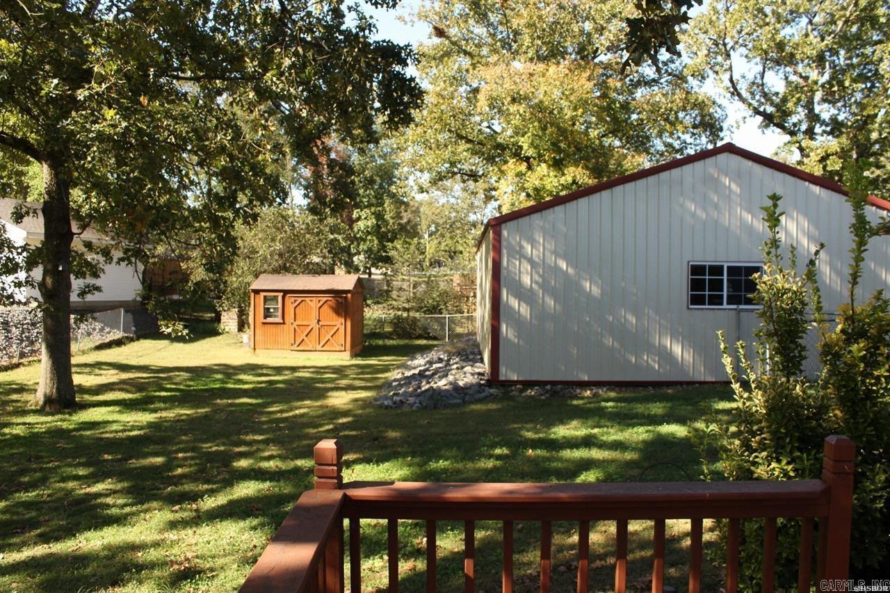 LAKE VIEW - Residential