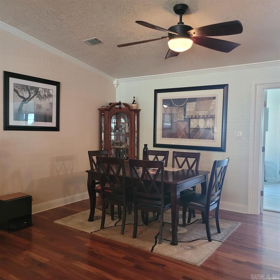 LAKE VIEW - Residential