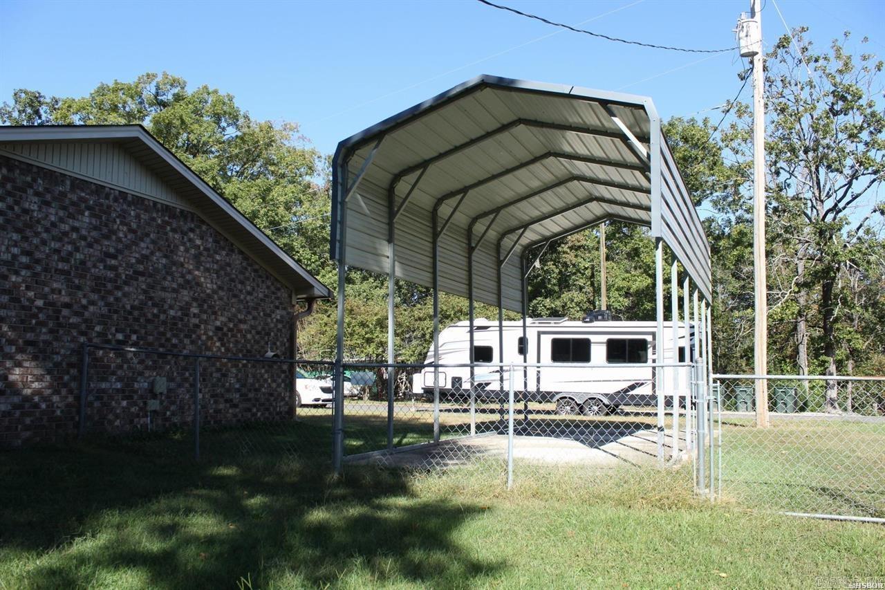 LAKE VIEW - Residential