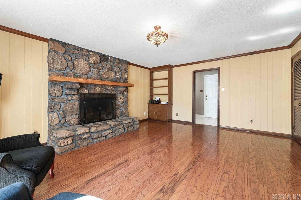 INDIAN HILLS - Residential