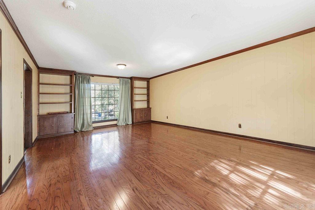 INDIAN HILLS - Residential