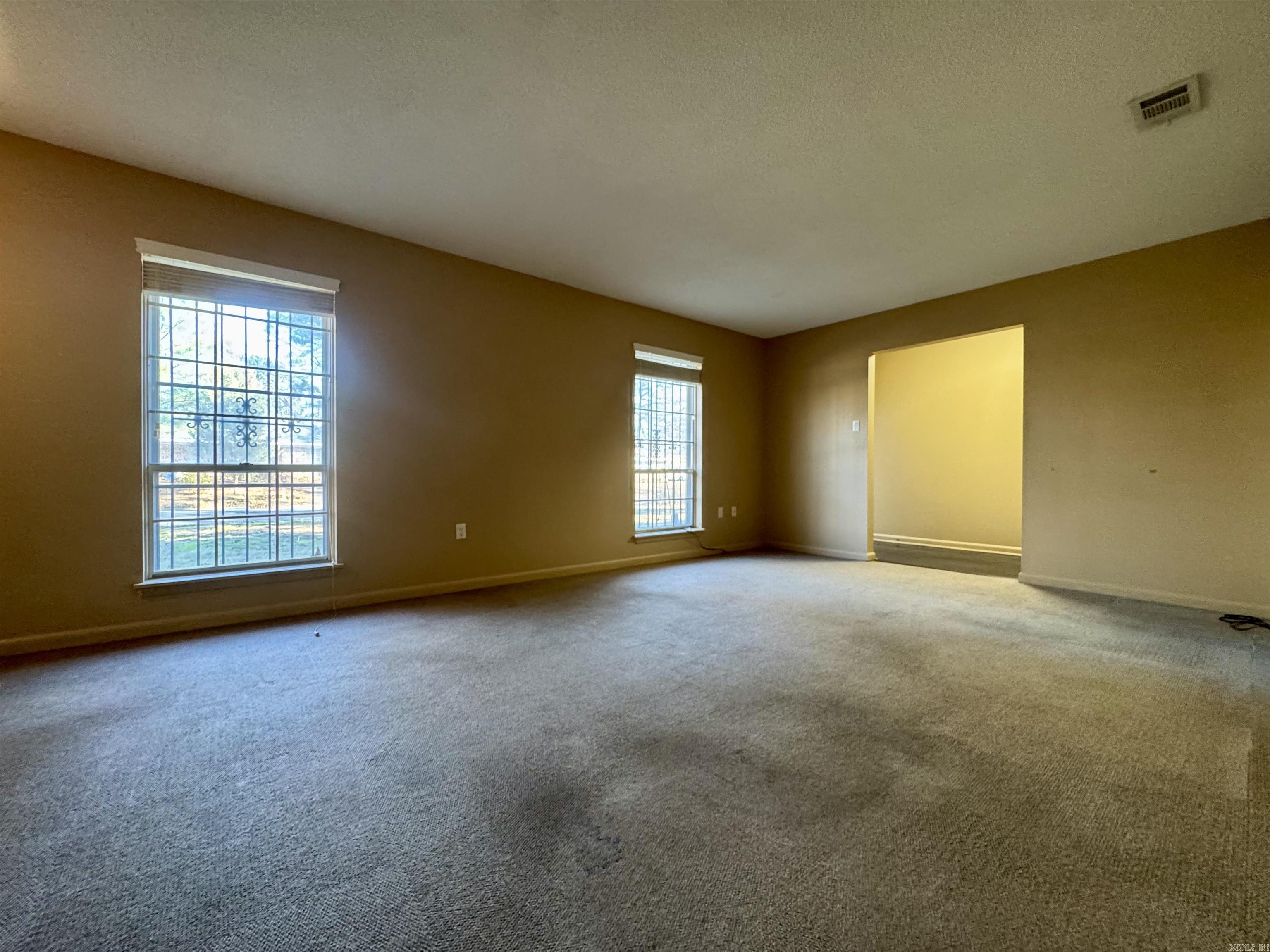 COLONIAL ACRES - Residential